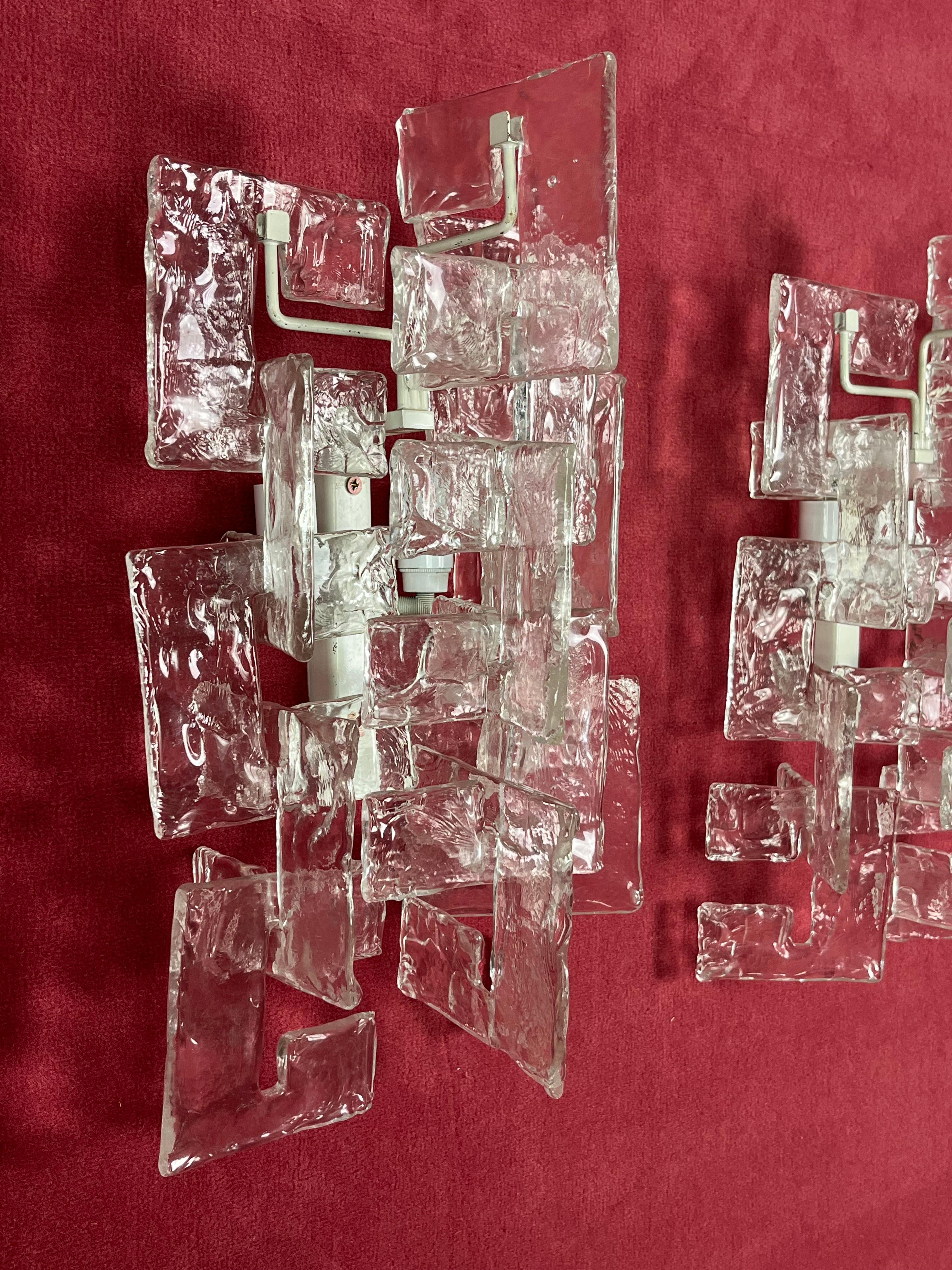 Metà XX secolo Set di 2 lampade da parete in vetro di Murano di Carlo Nason per Mazzega, anni '60 in vendita