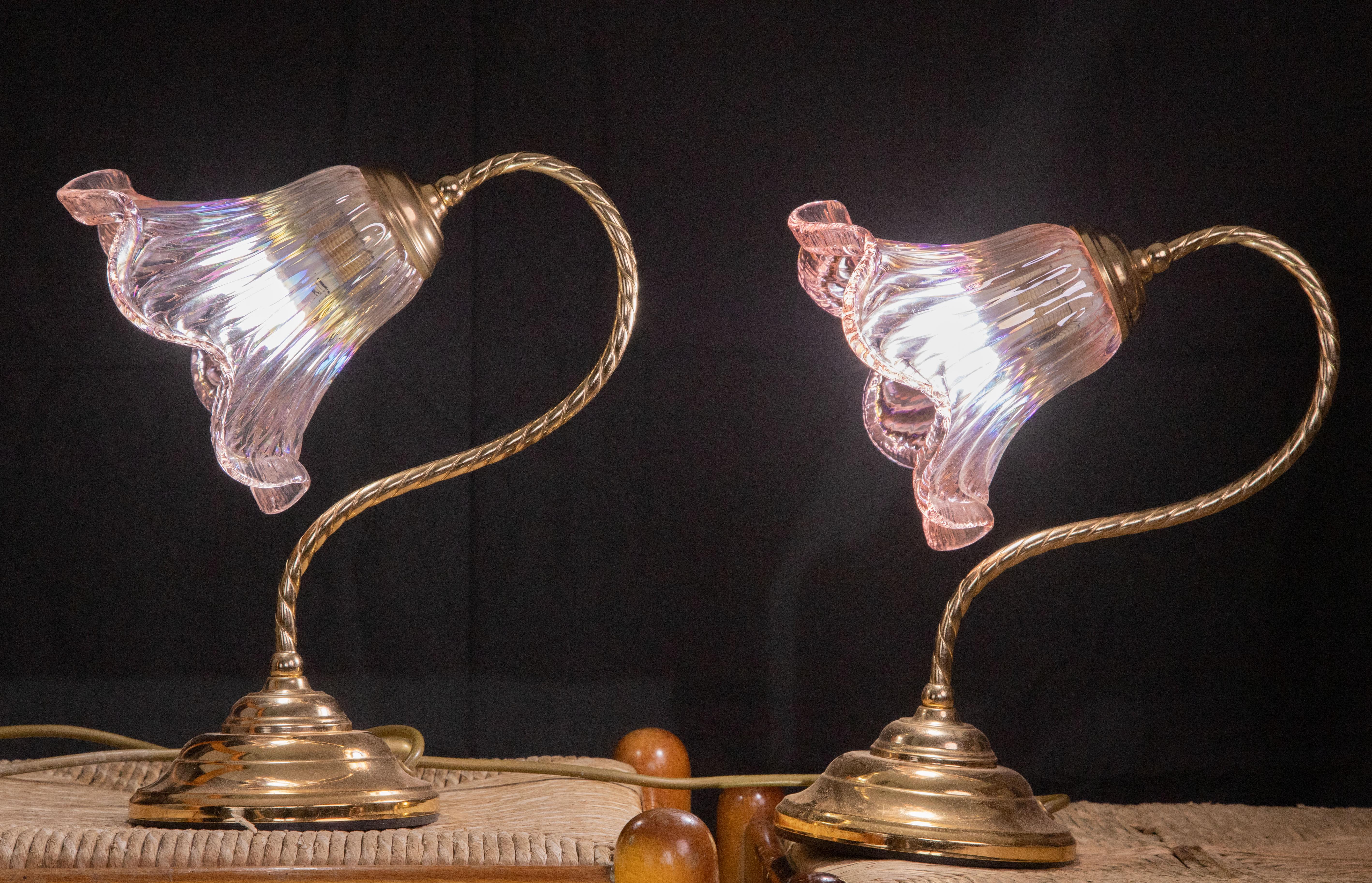 Ensemble de 2 lampes de bureau rose iridescente de Murano Bon état - En vente à Roma, IT