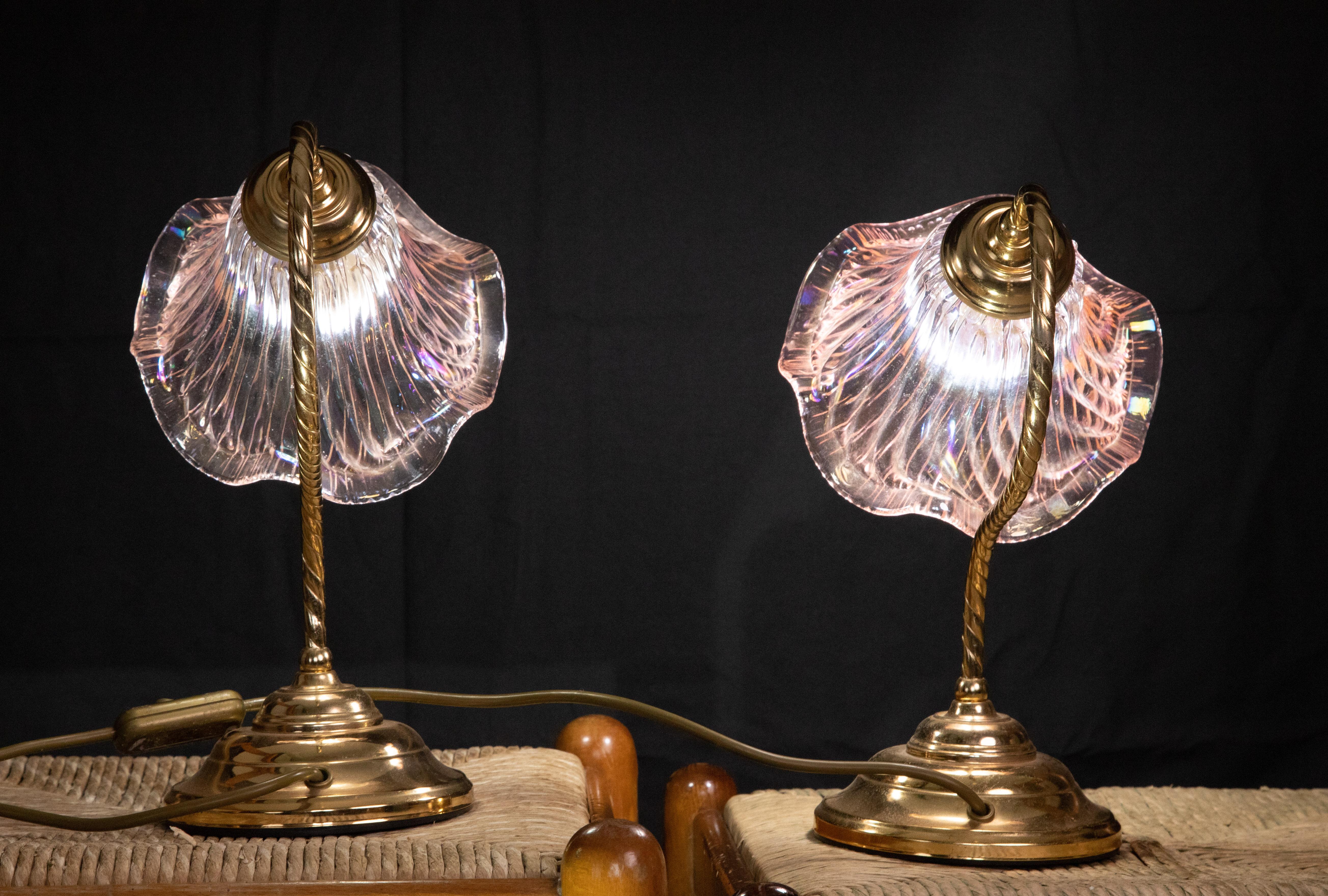 Verre d'art Ensemble de 2 lampes de bureau rose iridescente de Murano en vente