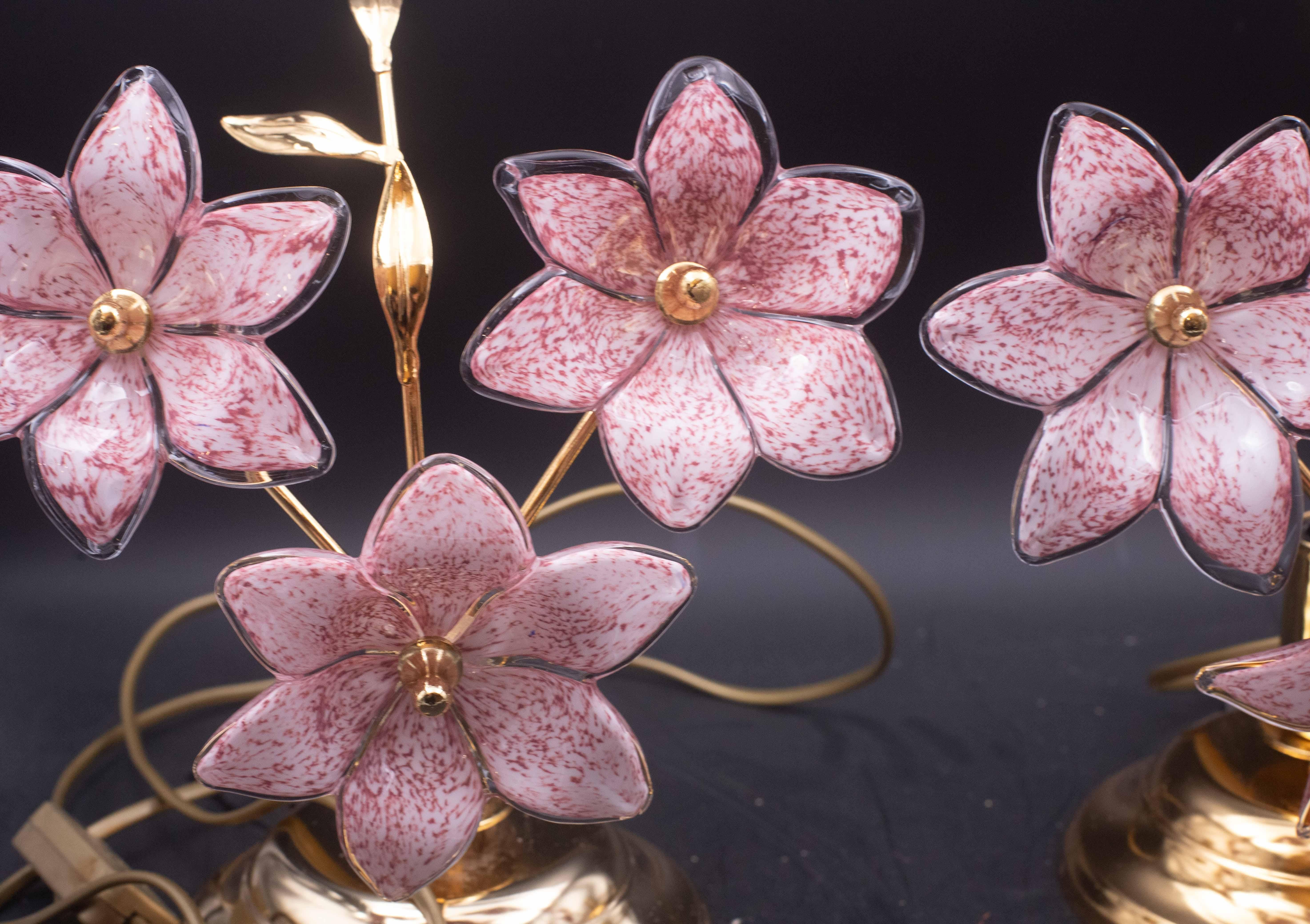 Set of 2 Murano Table Lamps Pink Flower, 1970 In Good Condition For Sale In Roma, IT