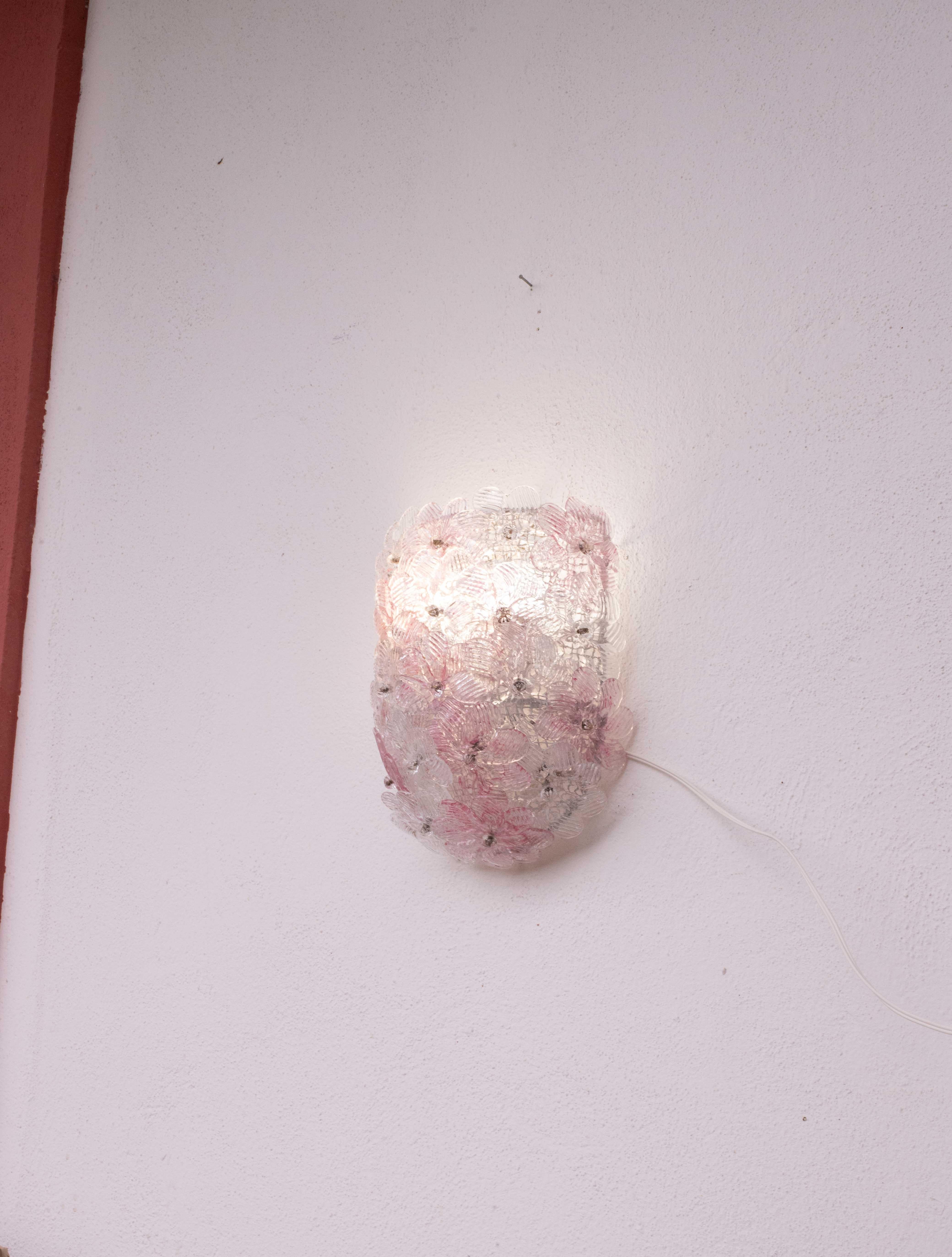 Juego de 2 apliques de Murano Flor rosa de Seguso, 1970 en Bueno estado para la venta en Roma, IT