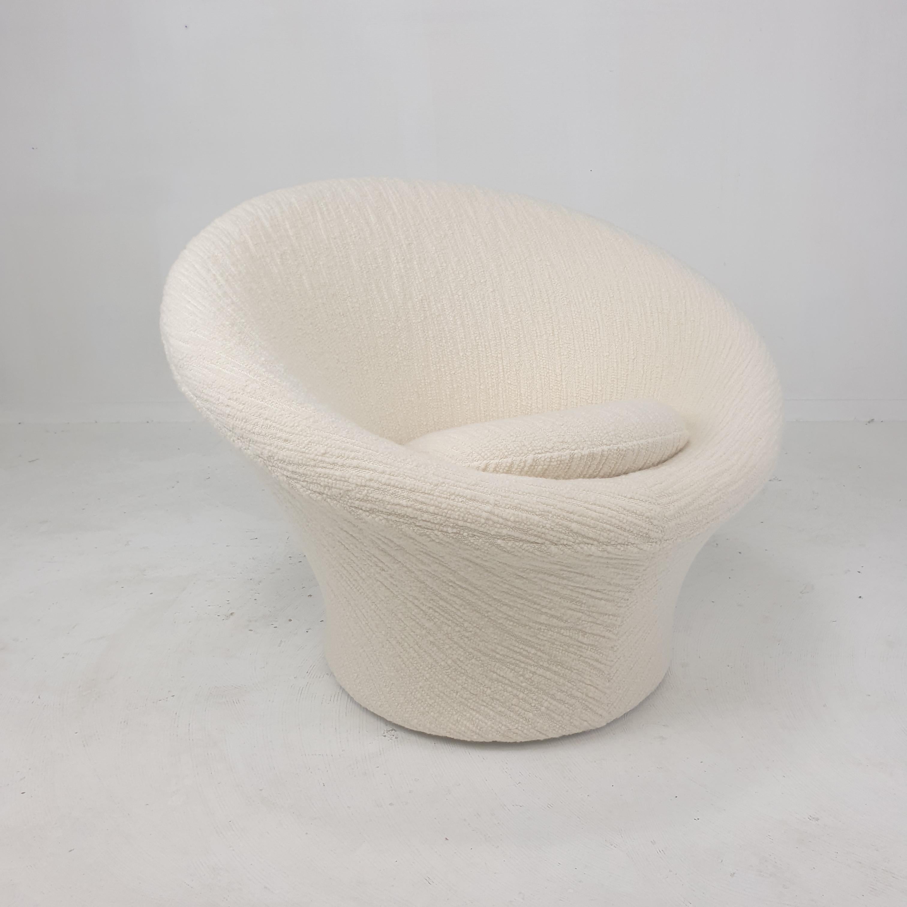 Woven Set of 2 Mushroom Chairs by Pierre Paulin for Artifort For Sale