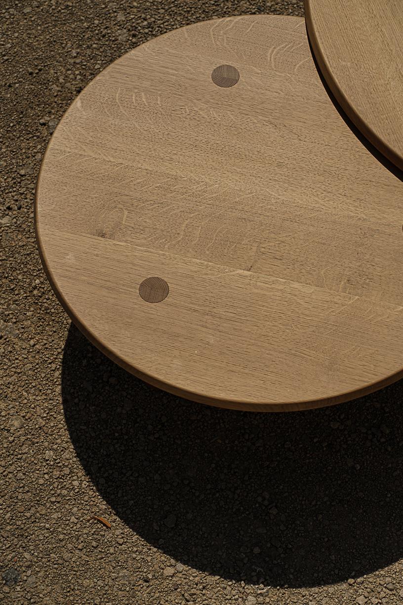 Set of 2 Nahele Varnished Oak Nesting Tables by La Lune For Sale 1