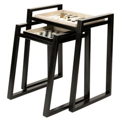 Ensemble de 2 tables de jeu gigognes en galuchat crème par Kifu Paris