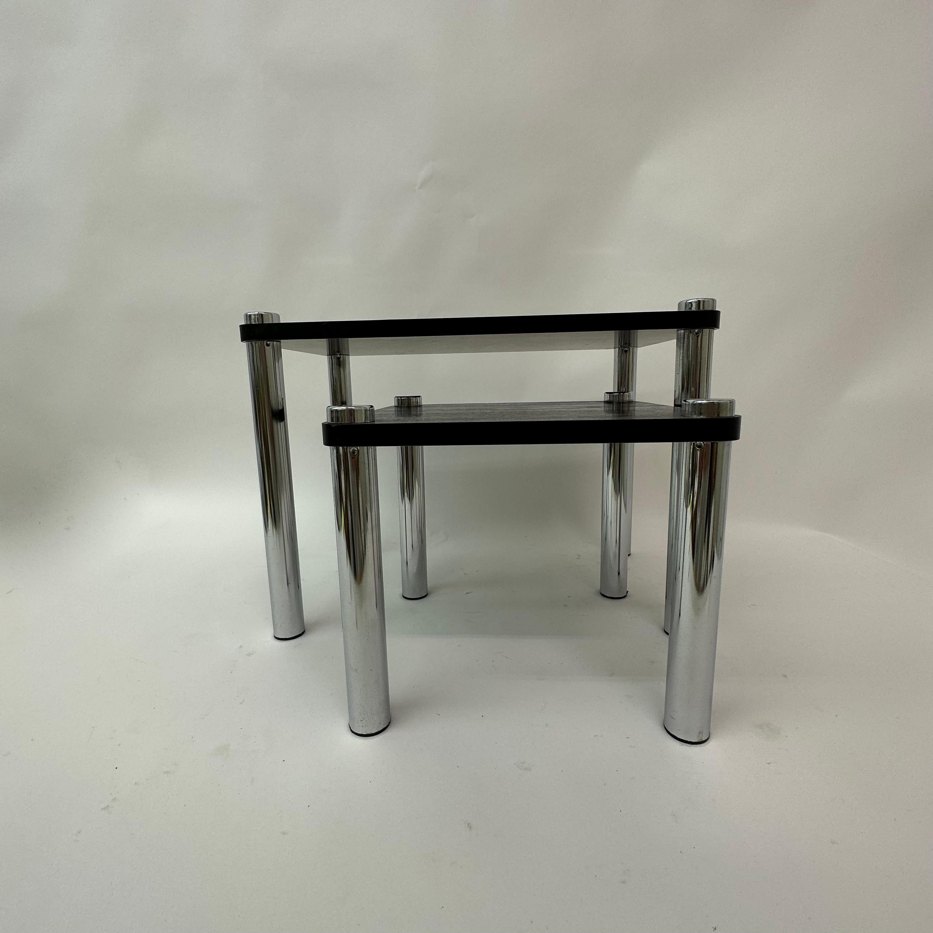 Set of 2 nesting tables , 1970’s For Sale 5