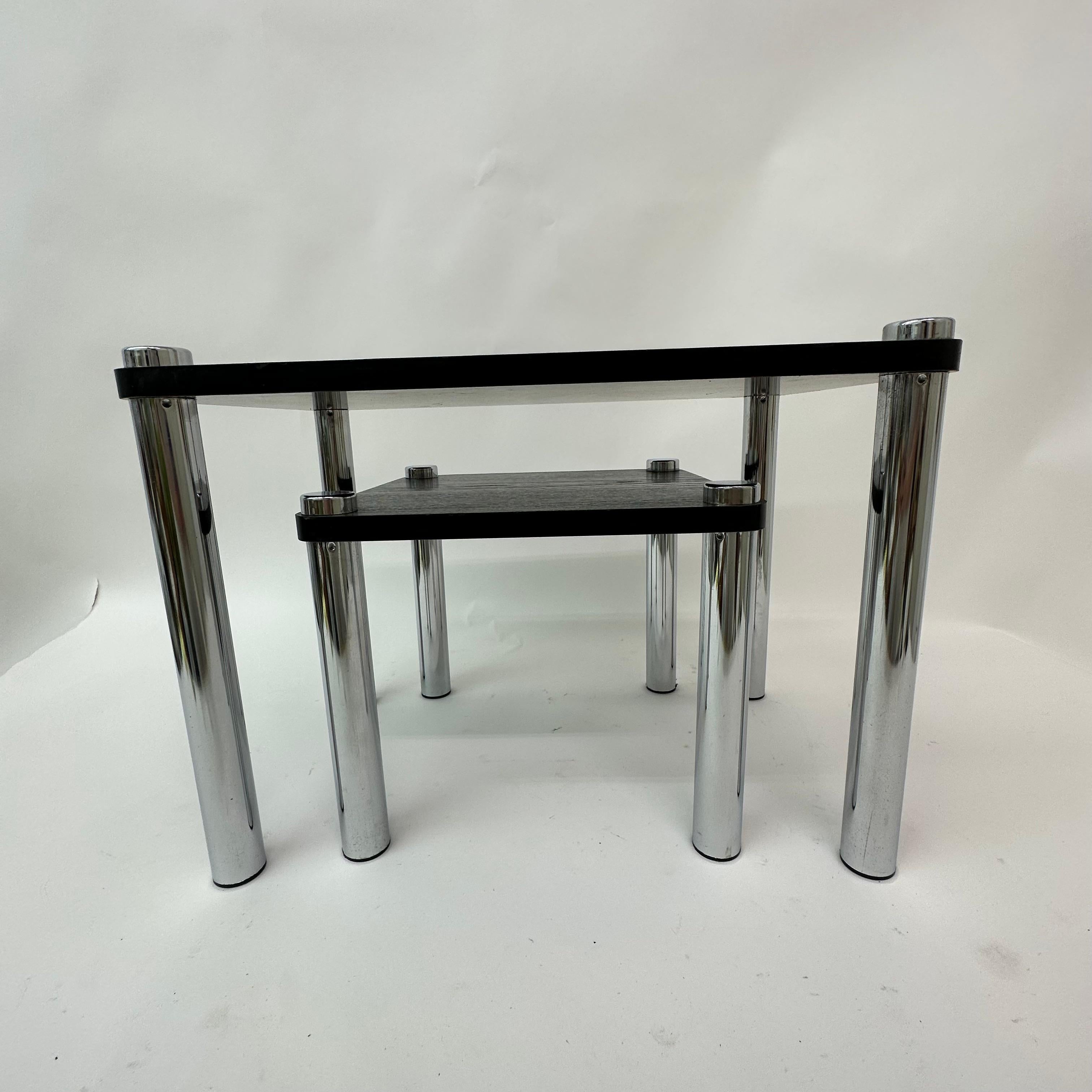 Mid-Century Modern Set of 2 nesting tables , 1970’s For Sale