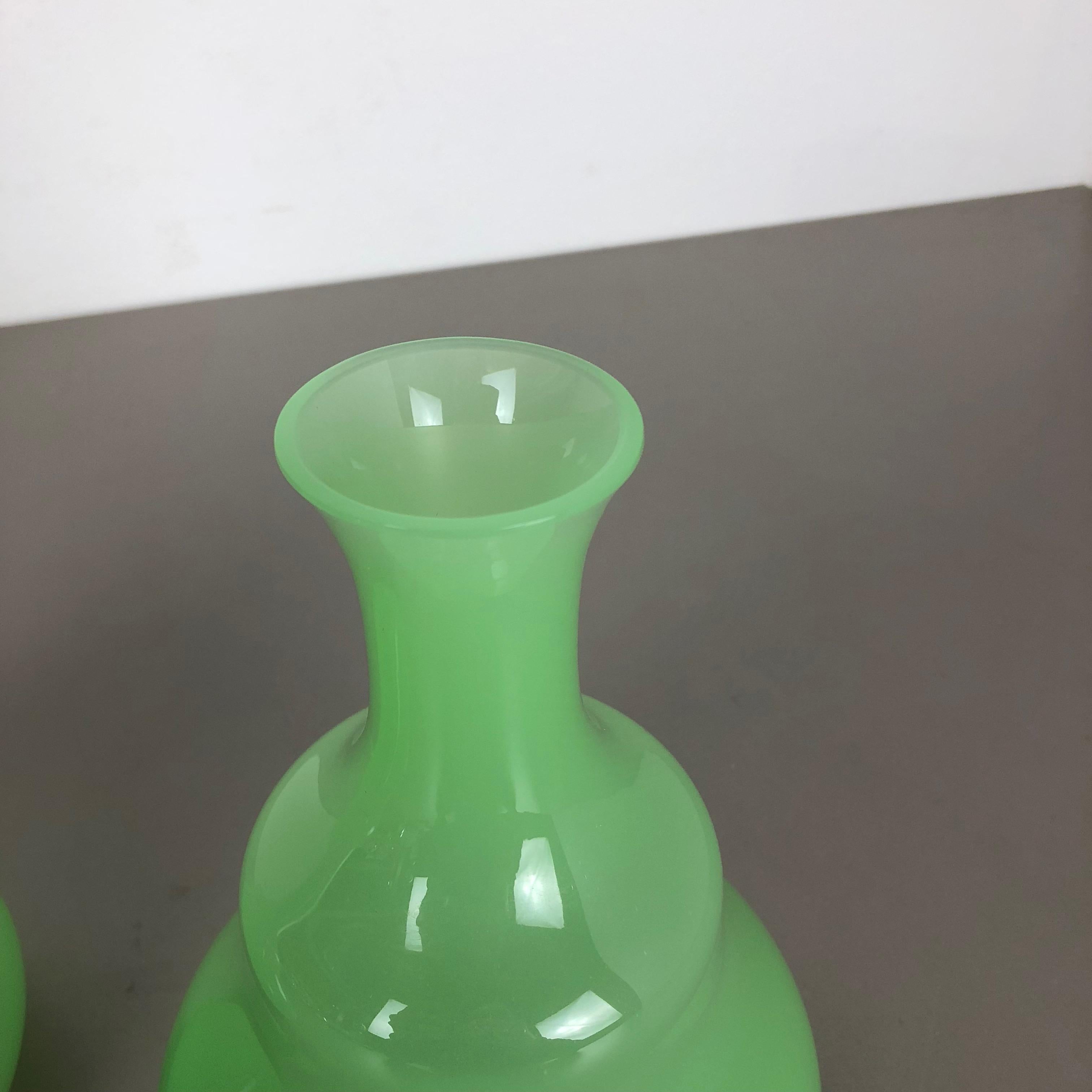 Set of 2 New Old Stock Green Murano Opaline Glass Vases by Gino Cenedese, 1960s 3