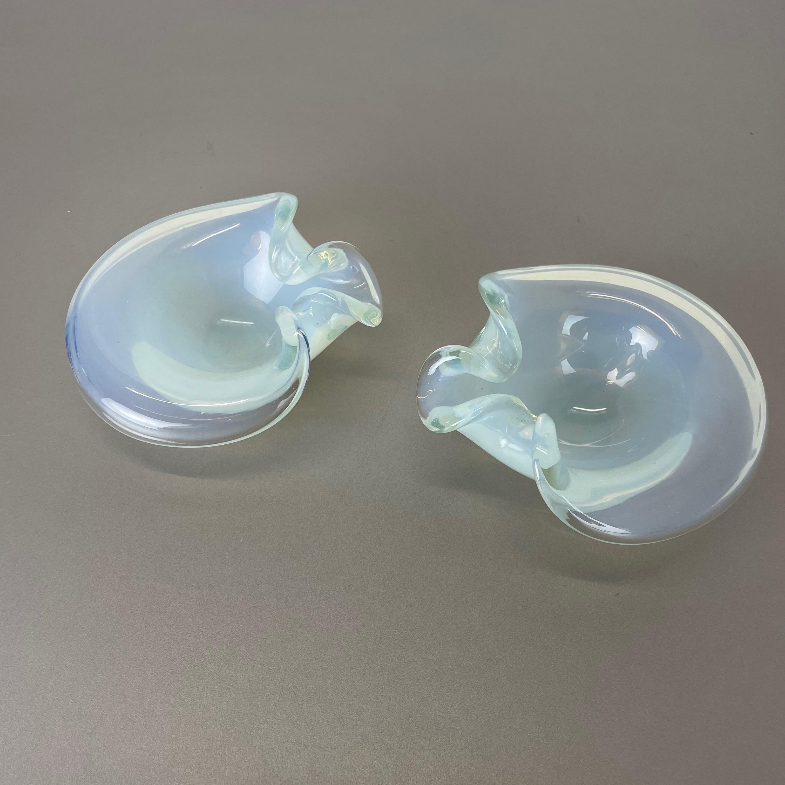 Set of 2 New Old Stock, Murano Glass Shell Bowl by Antonio da Ros Cenedese, 1960 For Sale 6