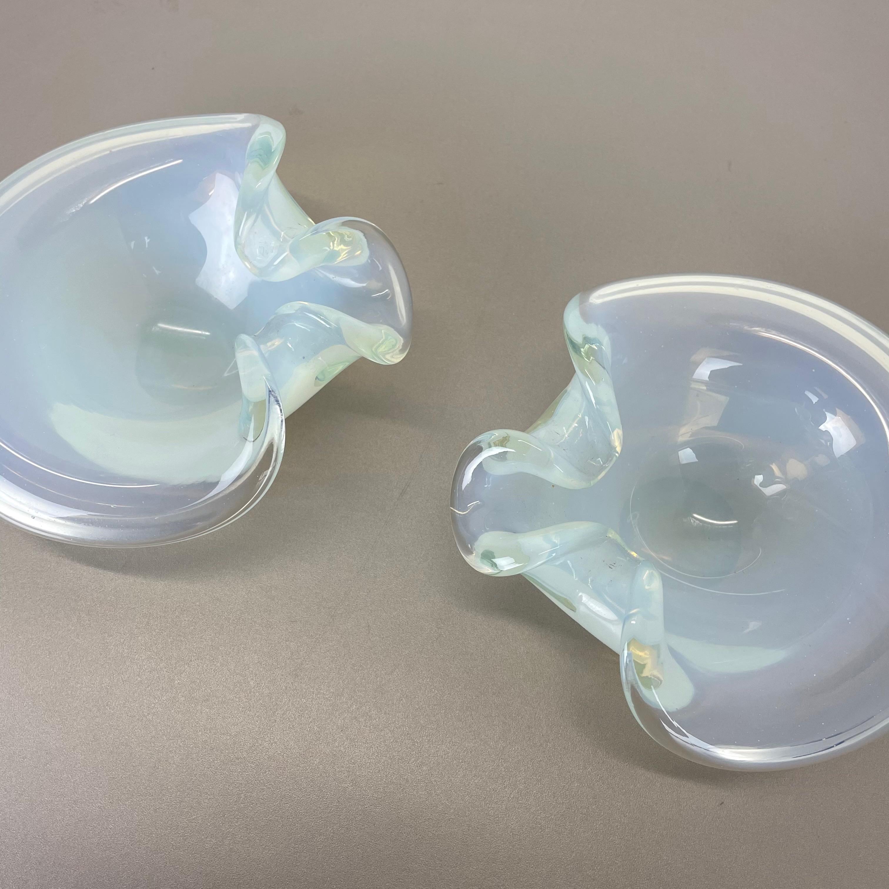 Set of 2 New Old Stock, Murano Glass Shell Bowl by Antonio da Ros Cenedese, 1960 For Sale 10