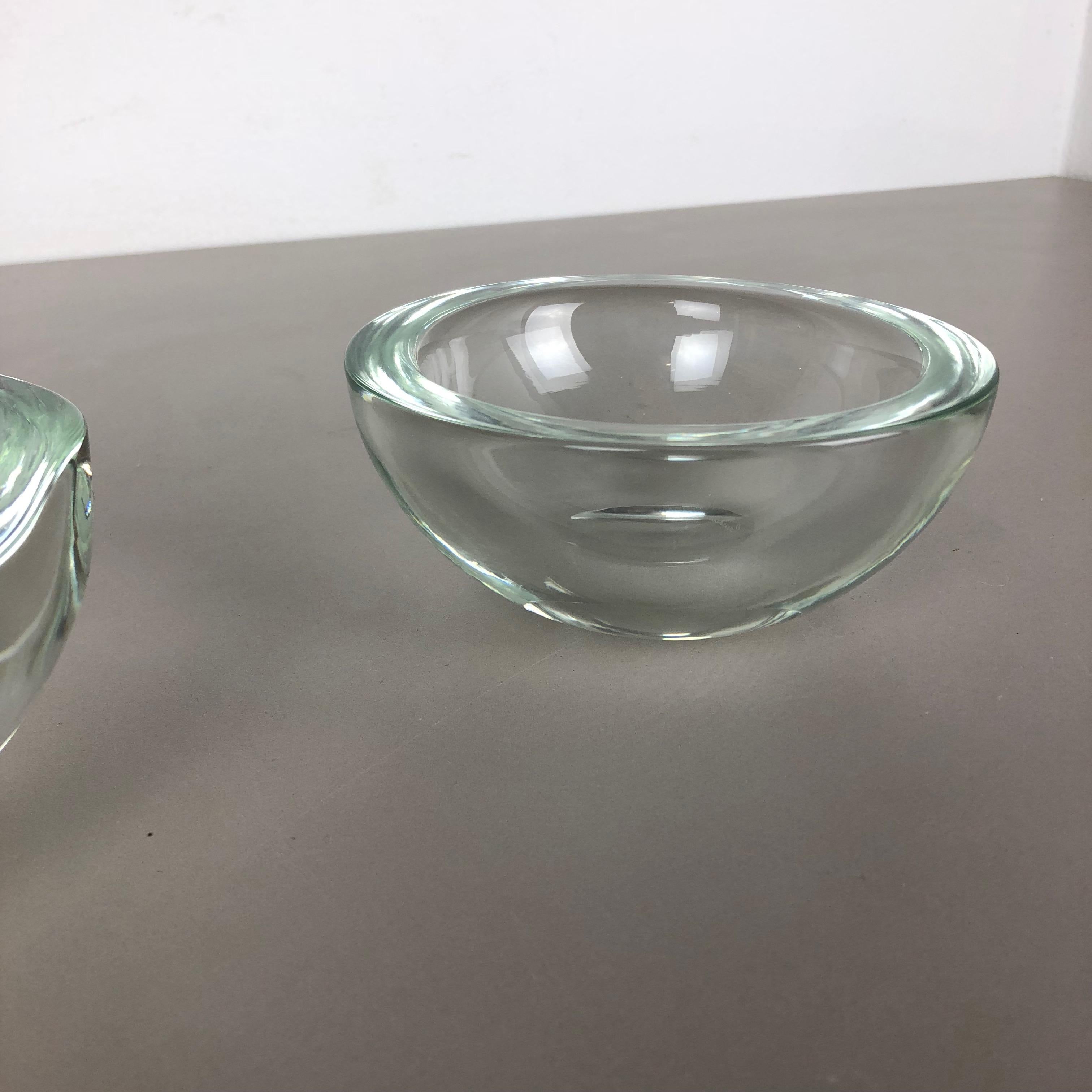 Set of 2 New Old Stock, Murano Heavy Glass Shell Bowl by Cenedese Italy, 1960 For Sale 3