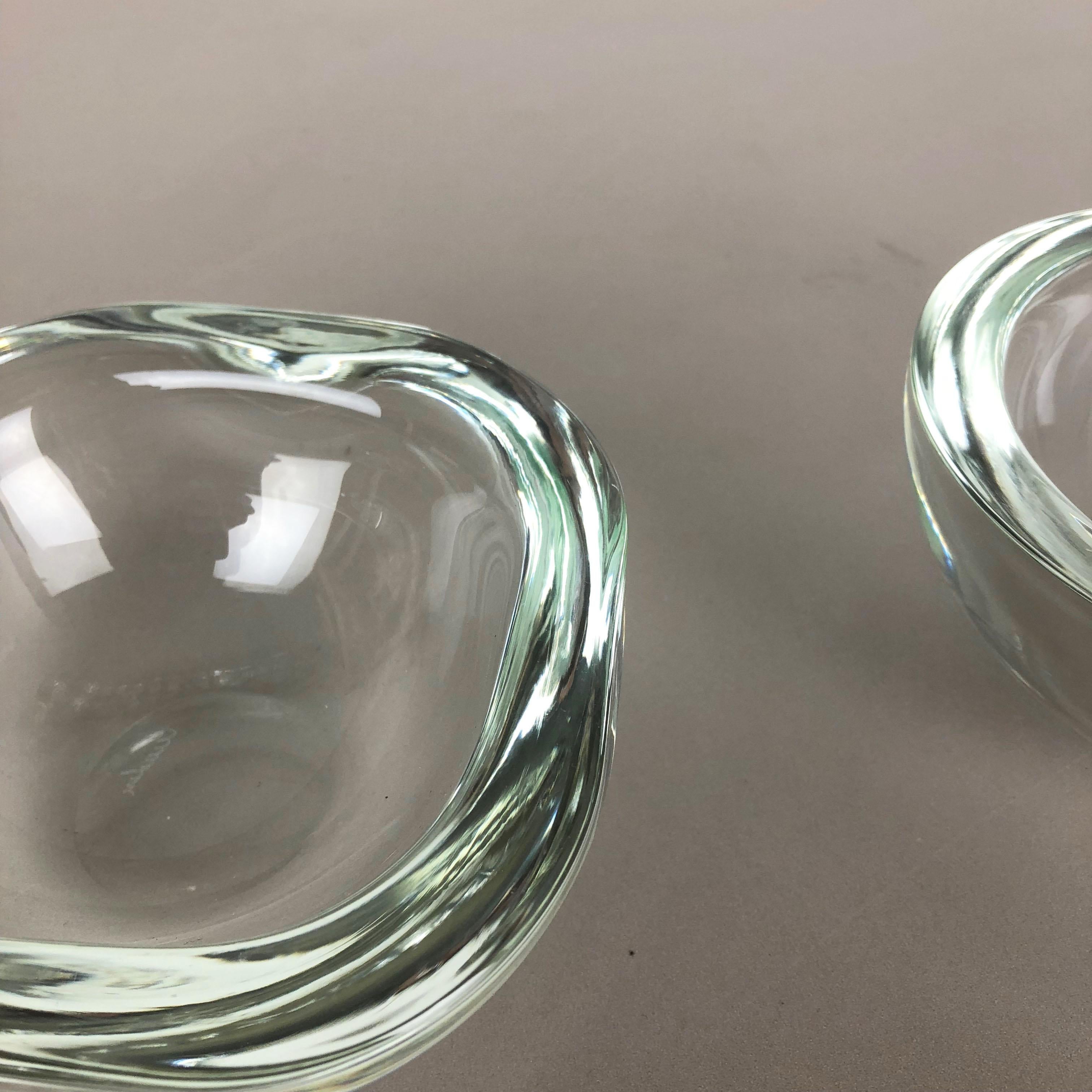 Set of 2 New Old Stock, Murano Heavy Glass Shell Bowl by Cenedese Italy, 1960 For Sale 8