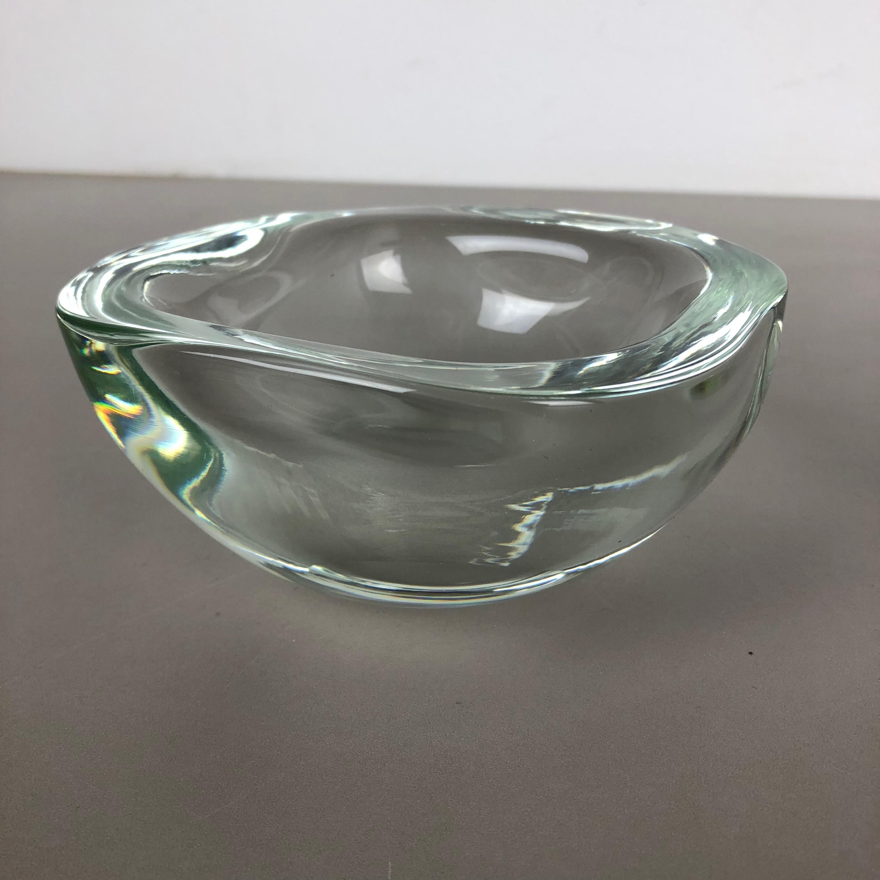 Murano Glass Set of 2 New Old Stock, Murano Heavy Glass Shell Bowl by Cenedese Italy, 1960 For Sale