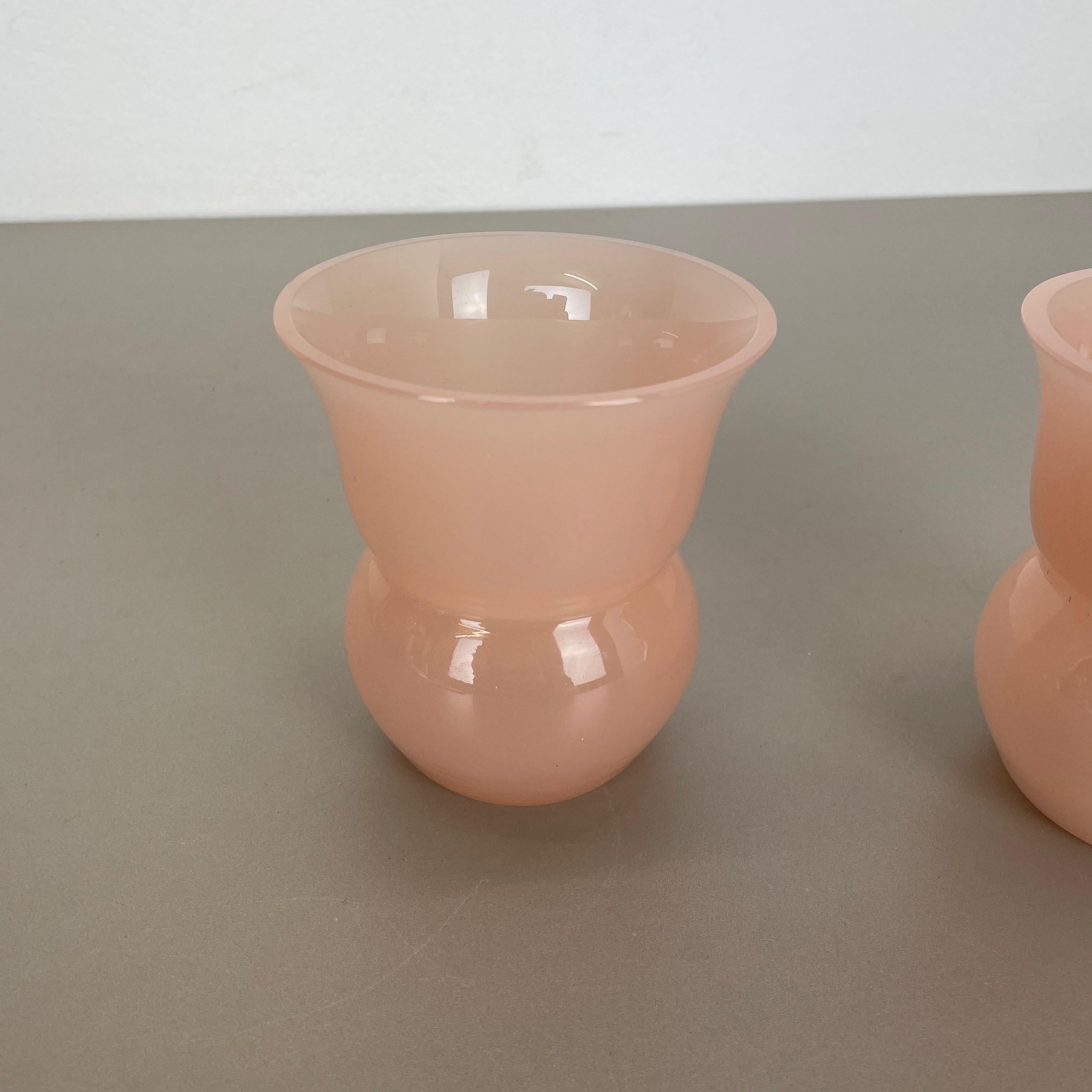 20th Century Set of 2 New Old Stock Murano Opaline Glass Vases by Gino Cenedese, 1960s