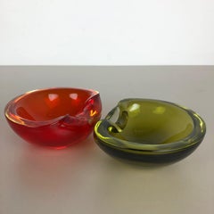 Set of 2 New Old Stock, Murano Sommerso Glass Shell Bowl Cenedese Vetri, 1960s