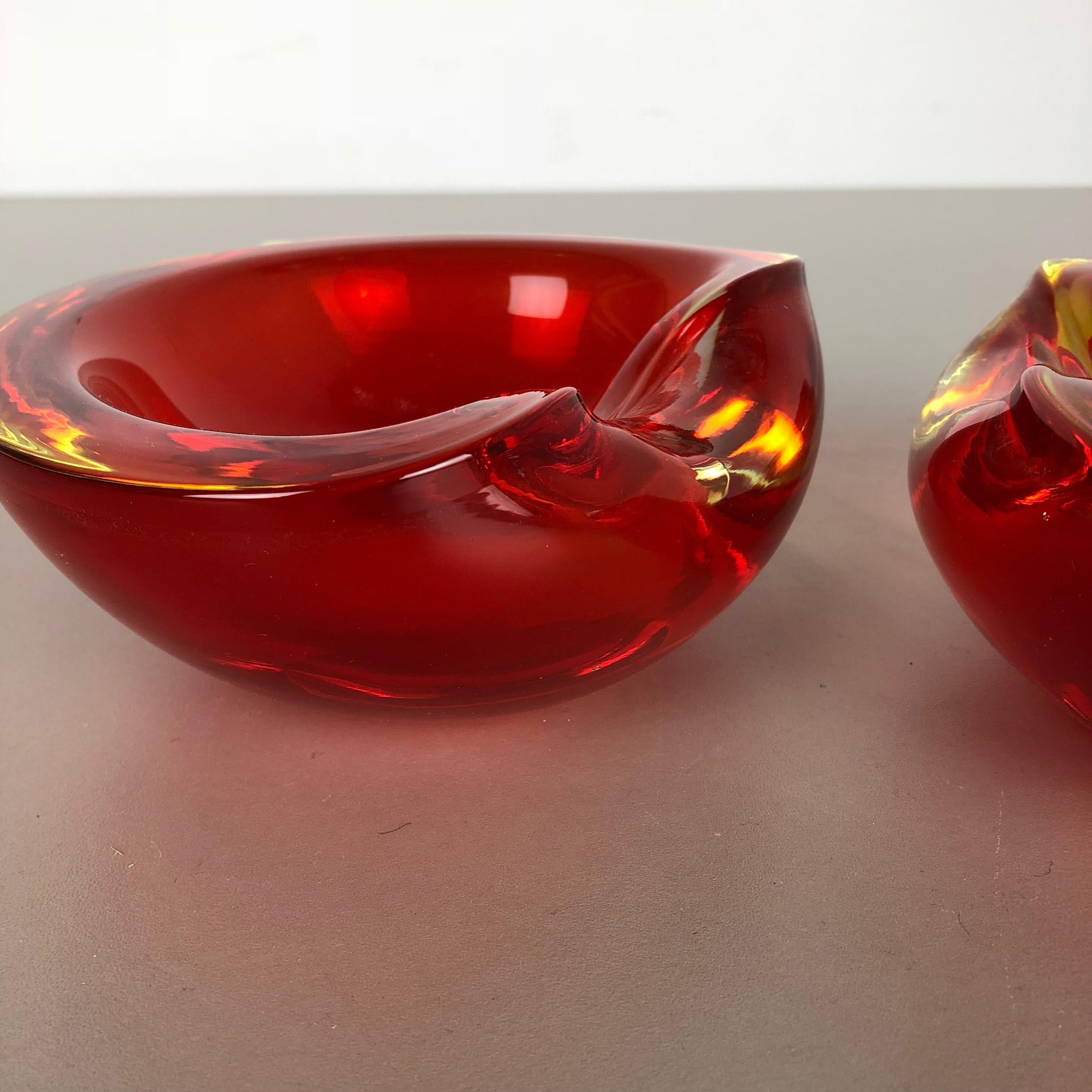 Set of 2 New Old Stock, Murano Sommerso Glass Shell Bowl Cenedese Vetri, 1960s (Italienisch)