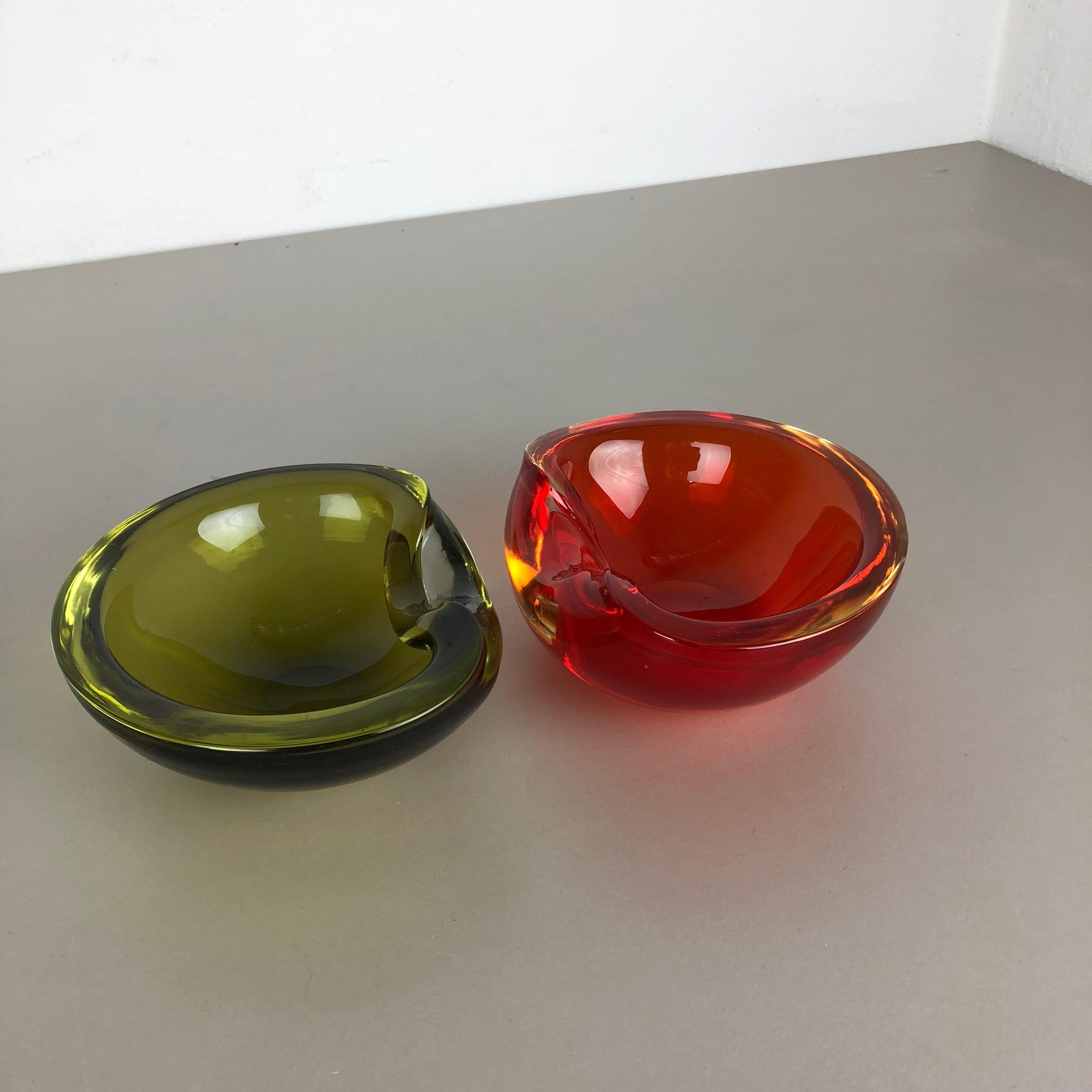 Set of 2 New Old Stock, Murano Sommerso Glass Shell Bowl Cenedese Vetri, 1960s 1