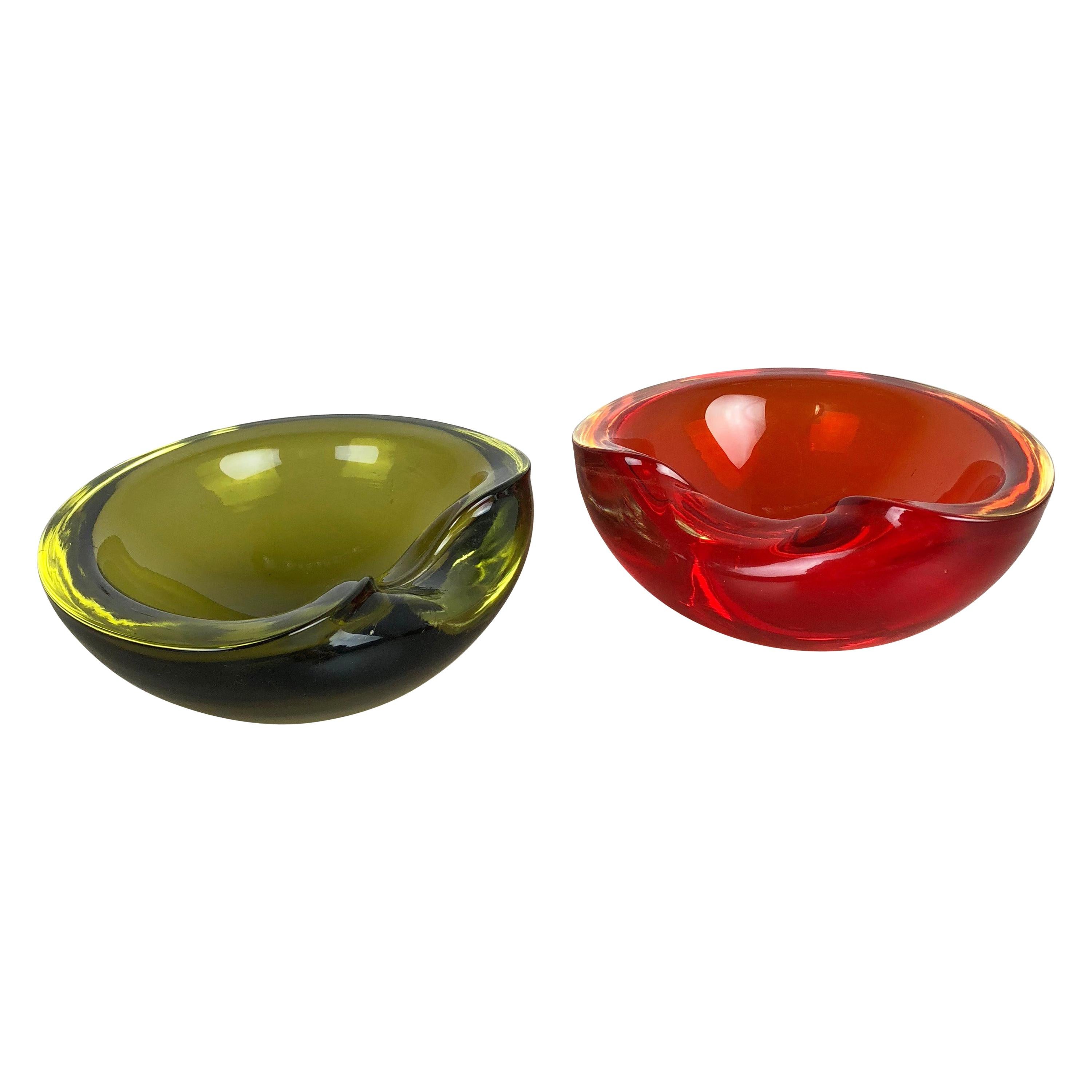 Set of 2 New Old Stock, Murano Sommerso Glass Shell Bowl Cenedese Vetri, 1960s