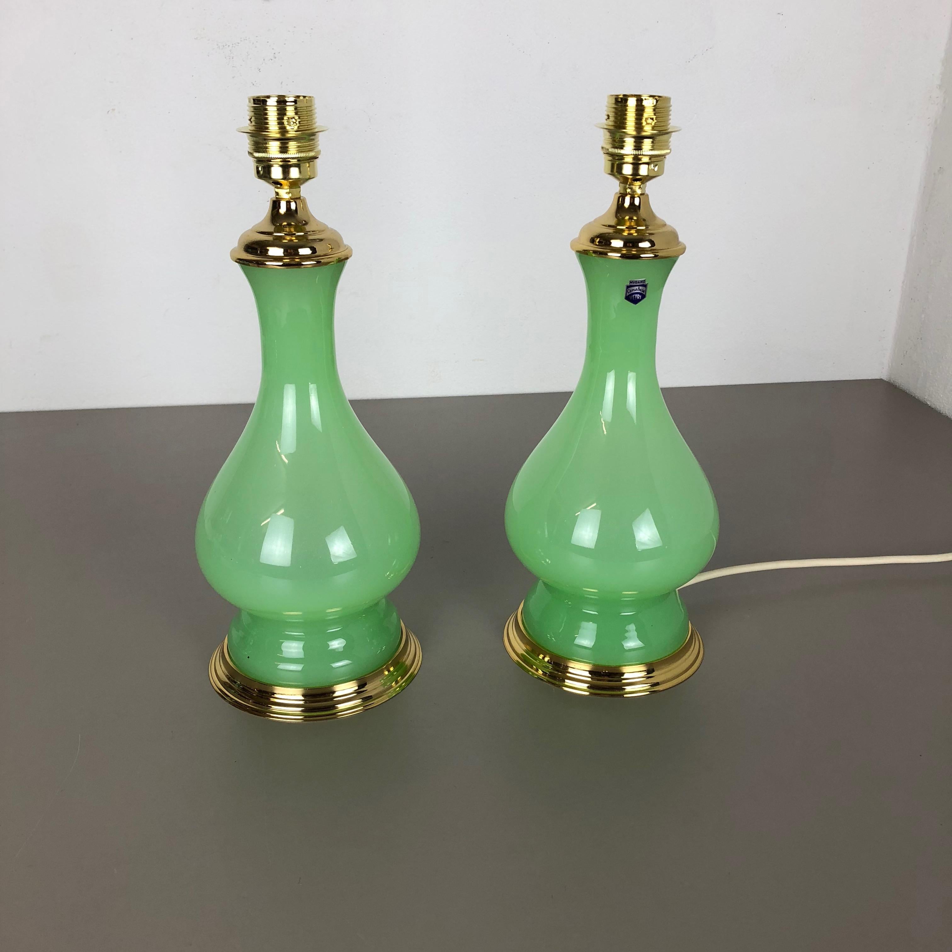 Mid-Century Modern Set of 2 New Old Stock, Opaline Murano Glass Table Light Cenedese Vetri, Italy