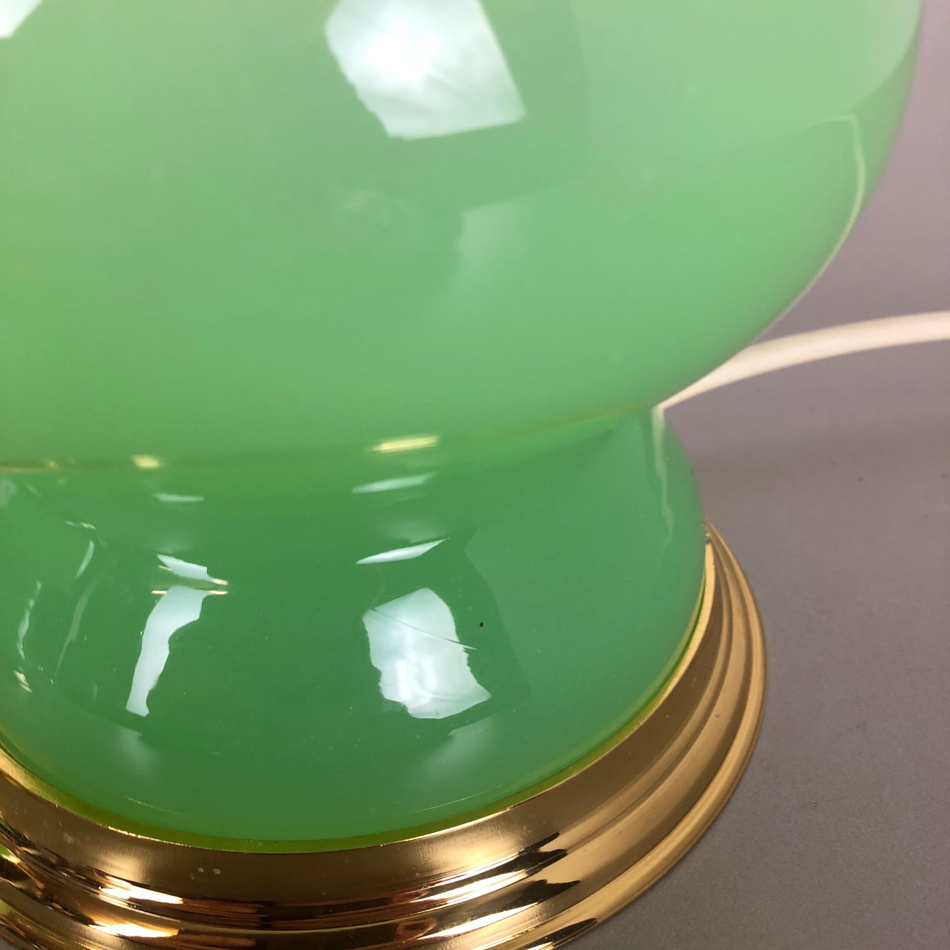 Set of 2 New Old Stock, Opaline Murano Glass Table Light Cenedese Vetri, Italy For Sale 4