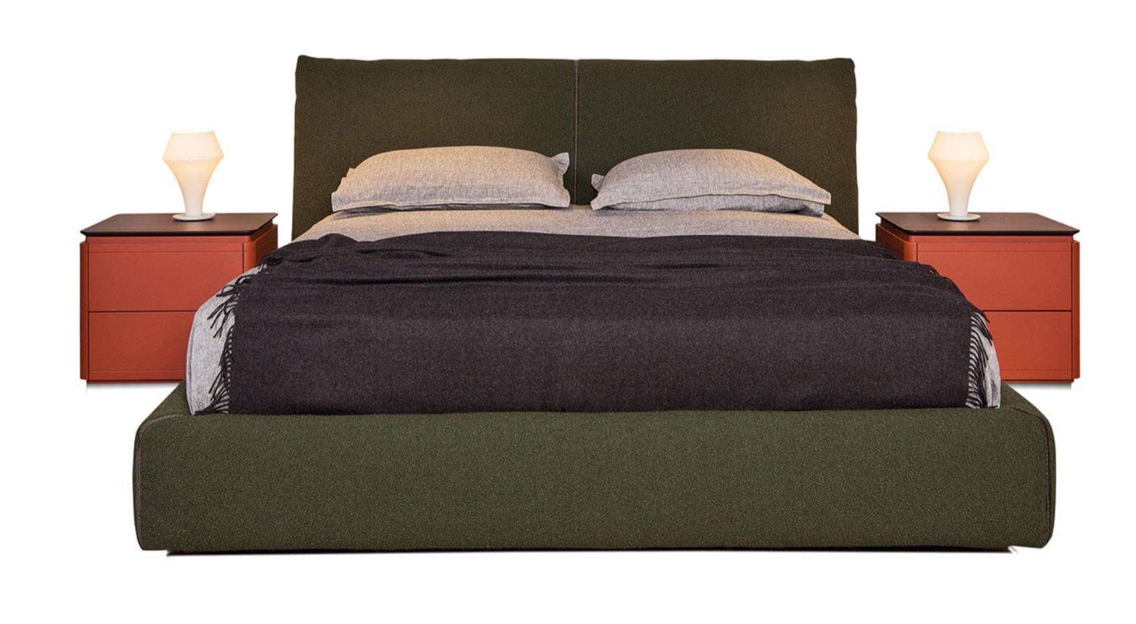 Set Of 2 Nightstands In Mint Lacquer with Green Marble Top For Sale 2