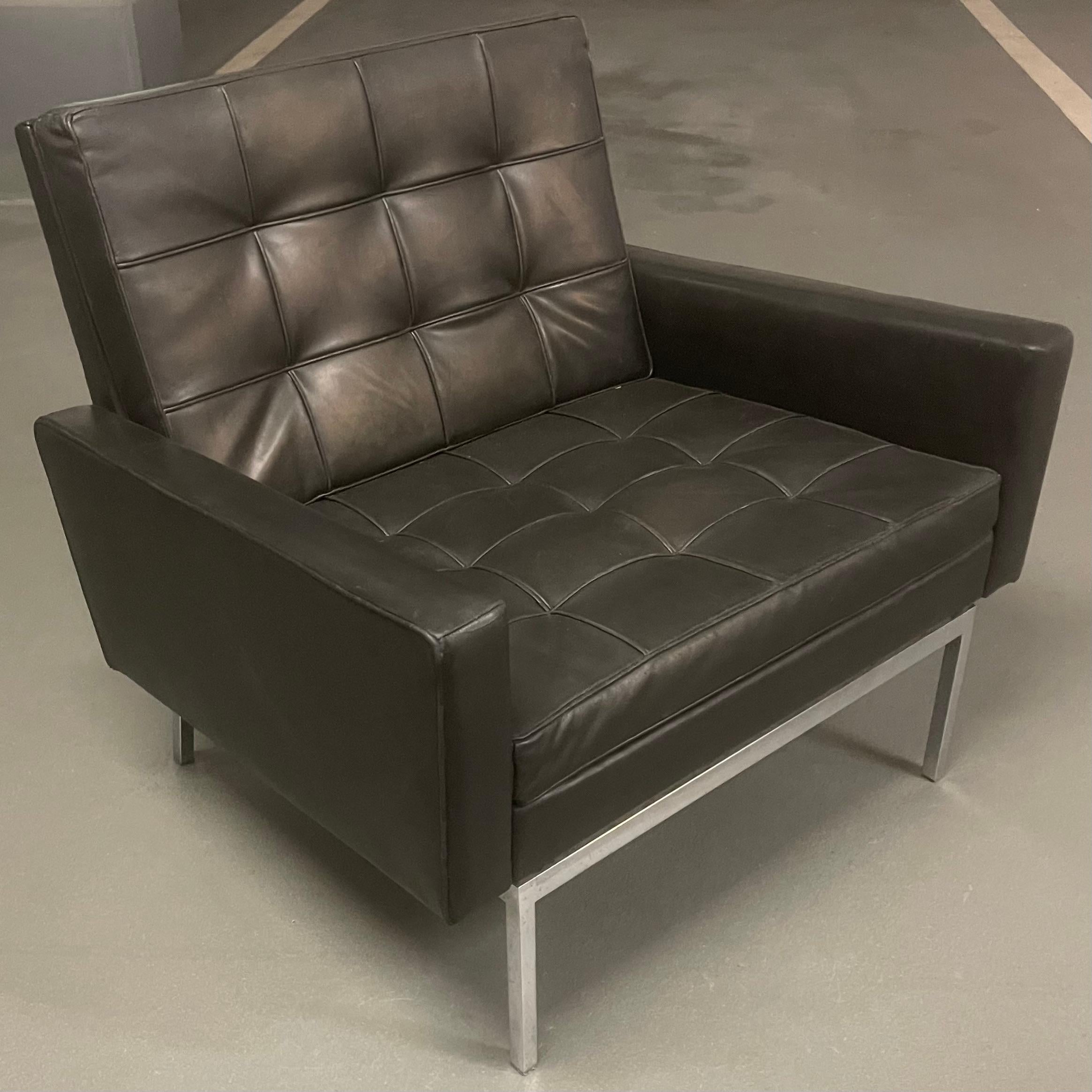 set of 2 no. 65a lounge chairs by knoll international 4