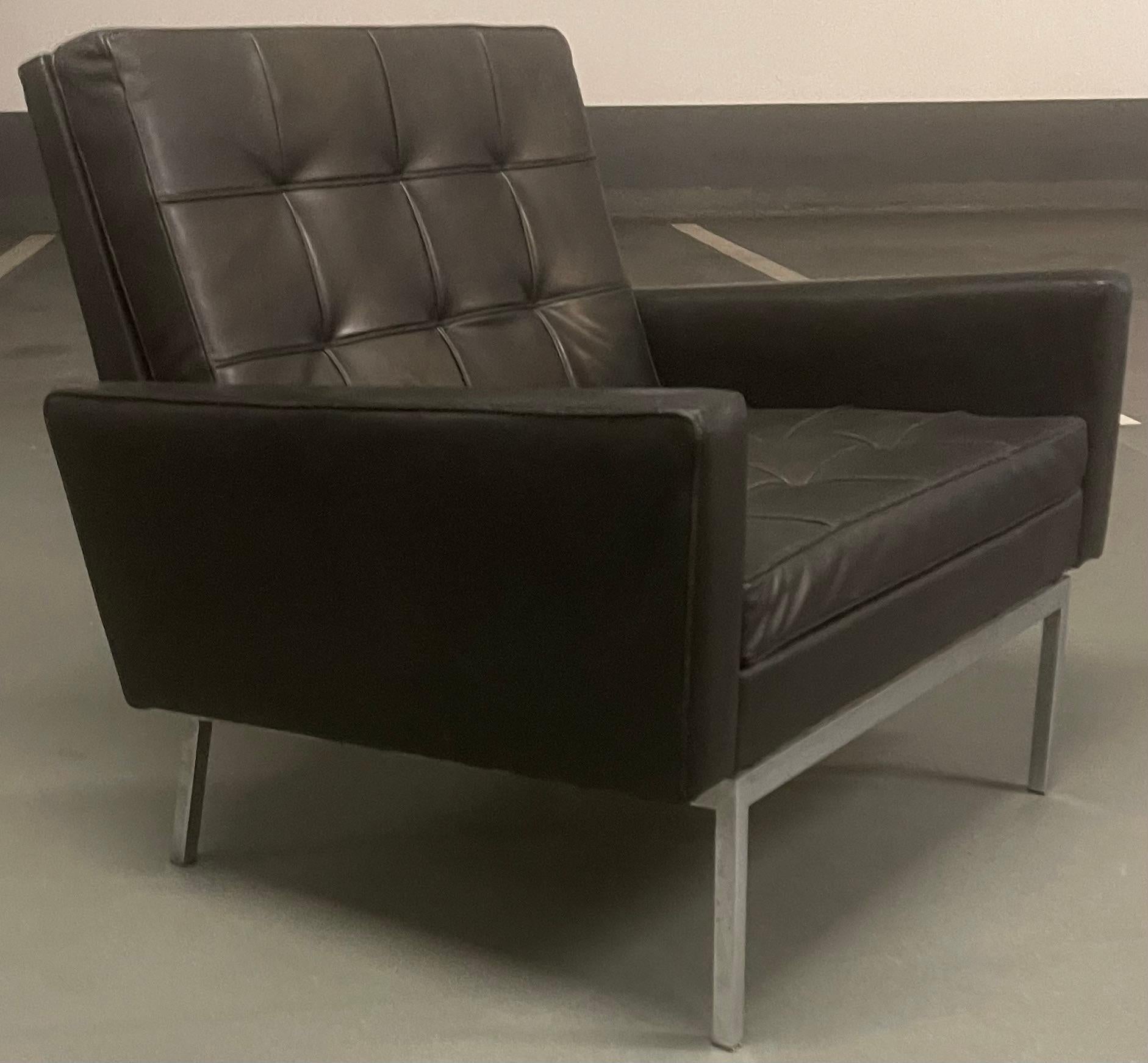 set of 2 no. 65a lounge chairs by knoll international 5