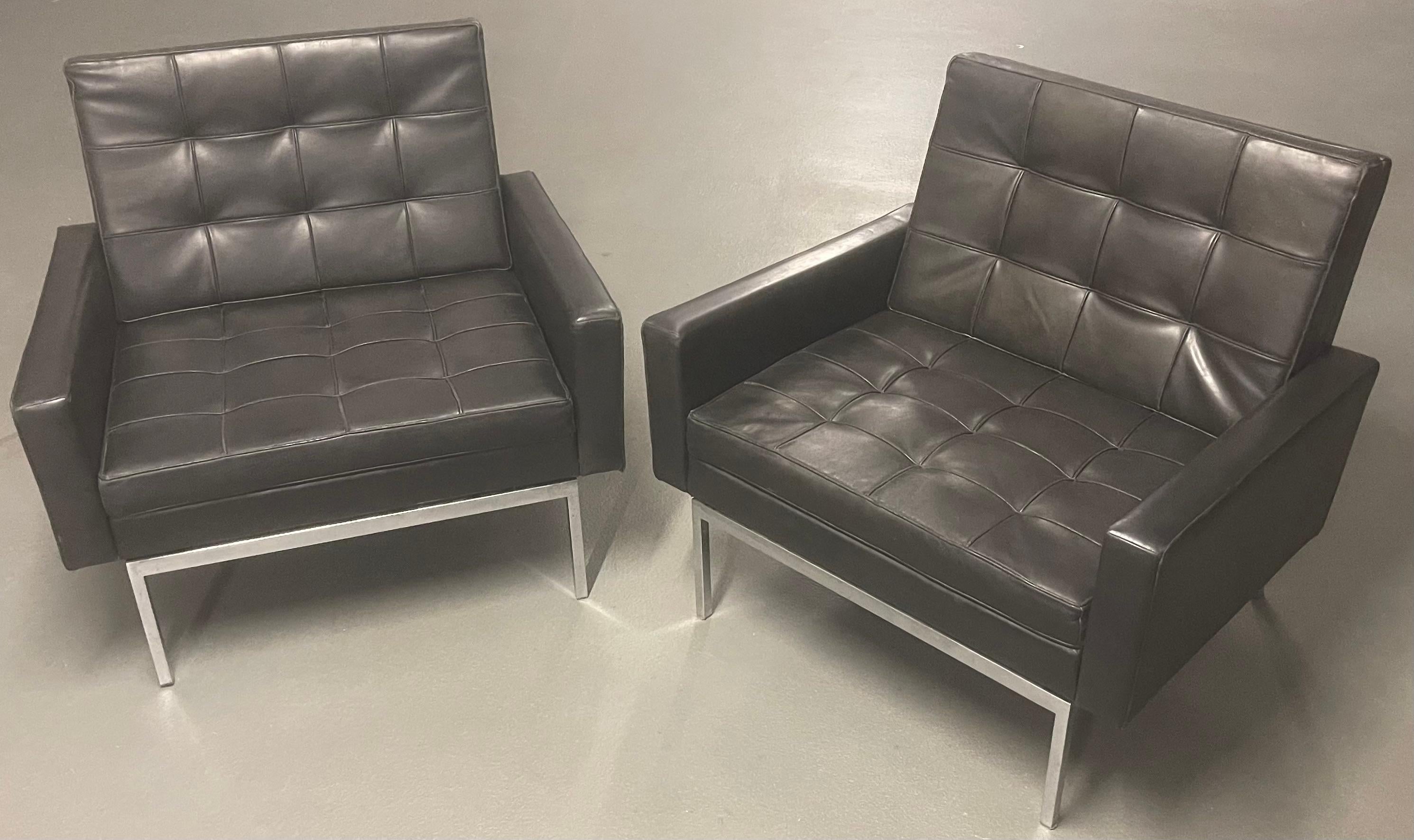 Mid-Century Modern set of 2 no. 65a lounge chairs by knoll international