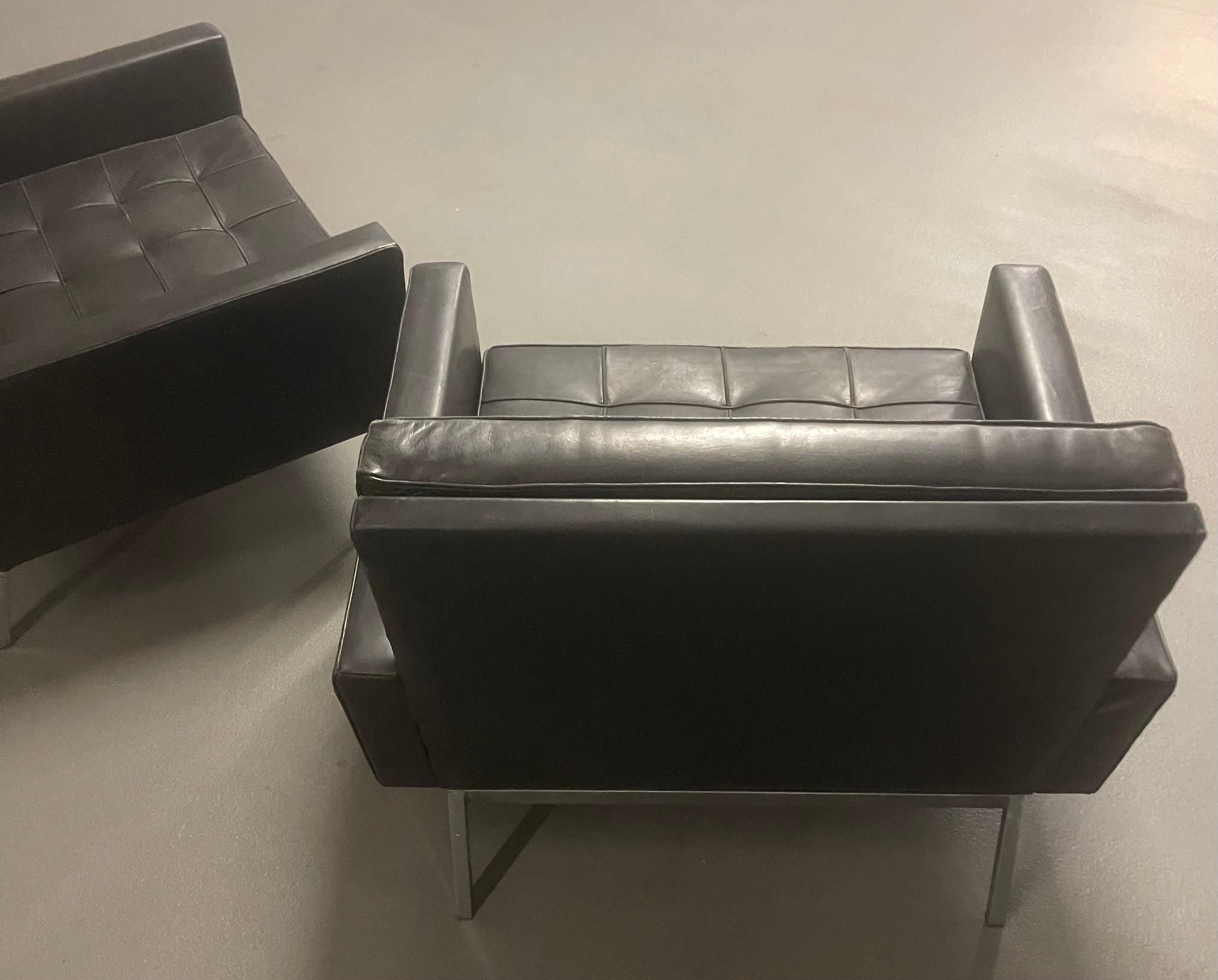 Metal set of 2 no. 65a lounge chairs by knoll international