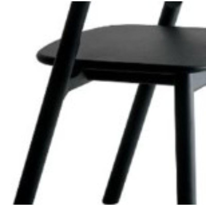 Finlandais Ensemble de 2 chaises de salle à manger nues, noires, par Made by Choice en vente