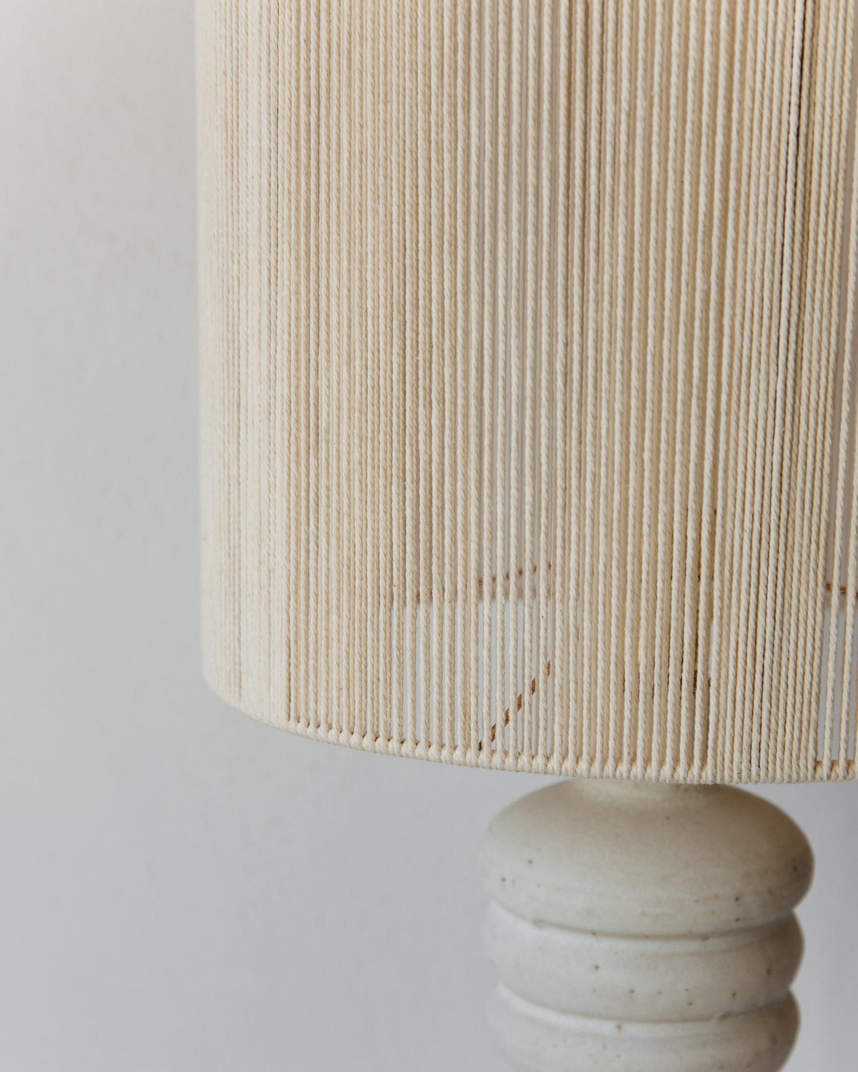 2er-Set Nueé Matte Cream White Keramik-Tischlampen von Grès Éditions (Postmoderne) im Angebot