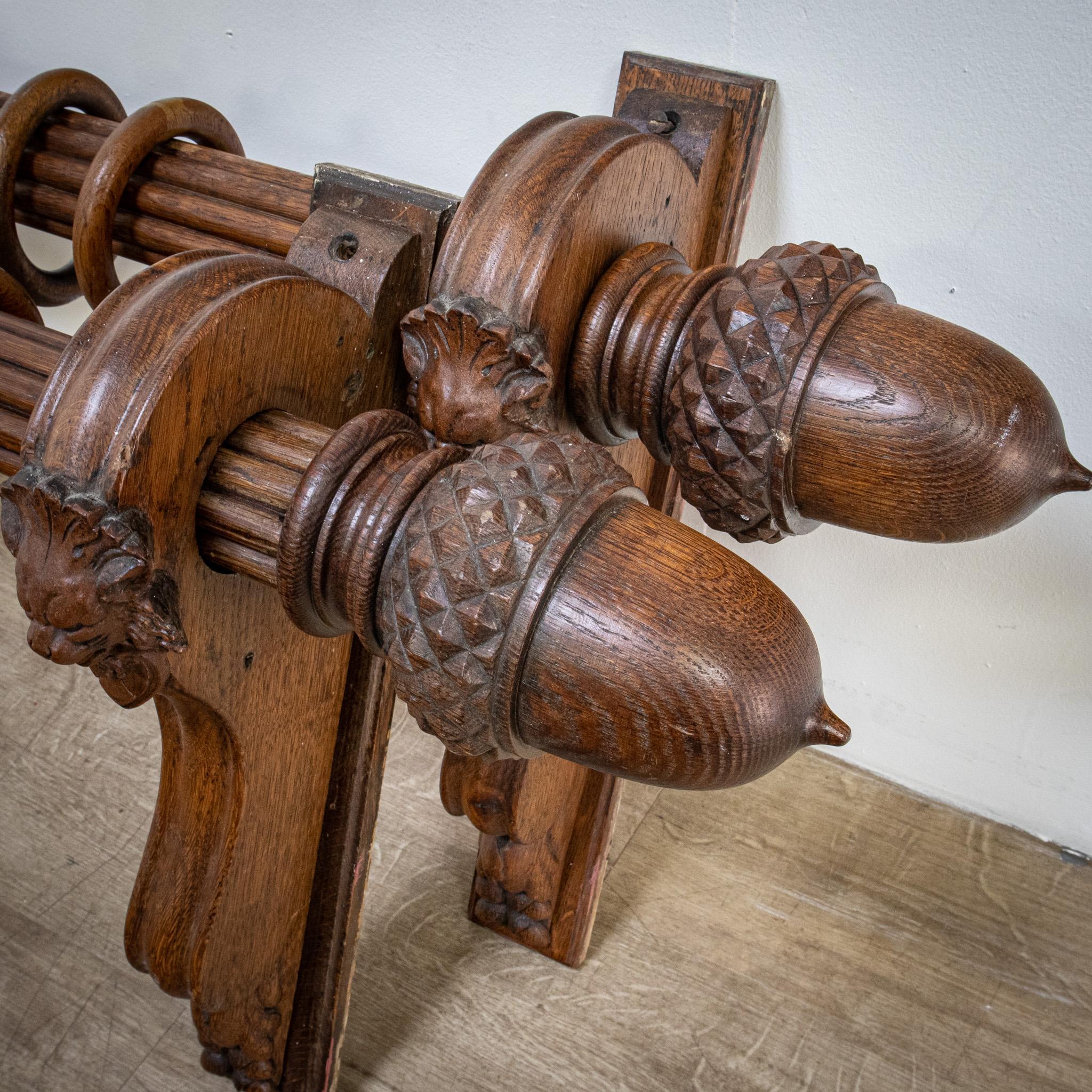 Set of 2 Oak Curtain Poles with Acorn Finials For Sale 2