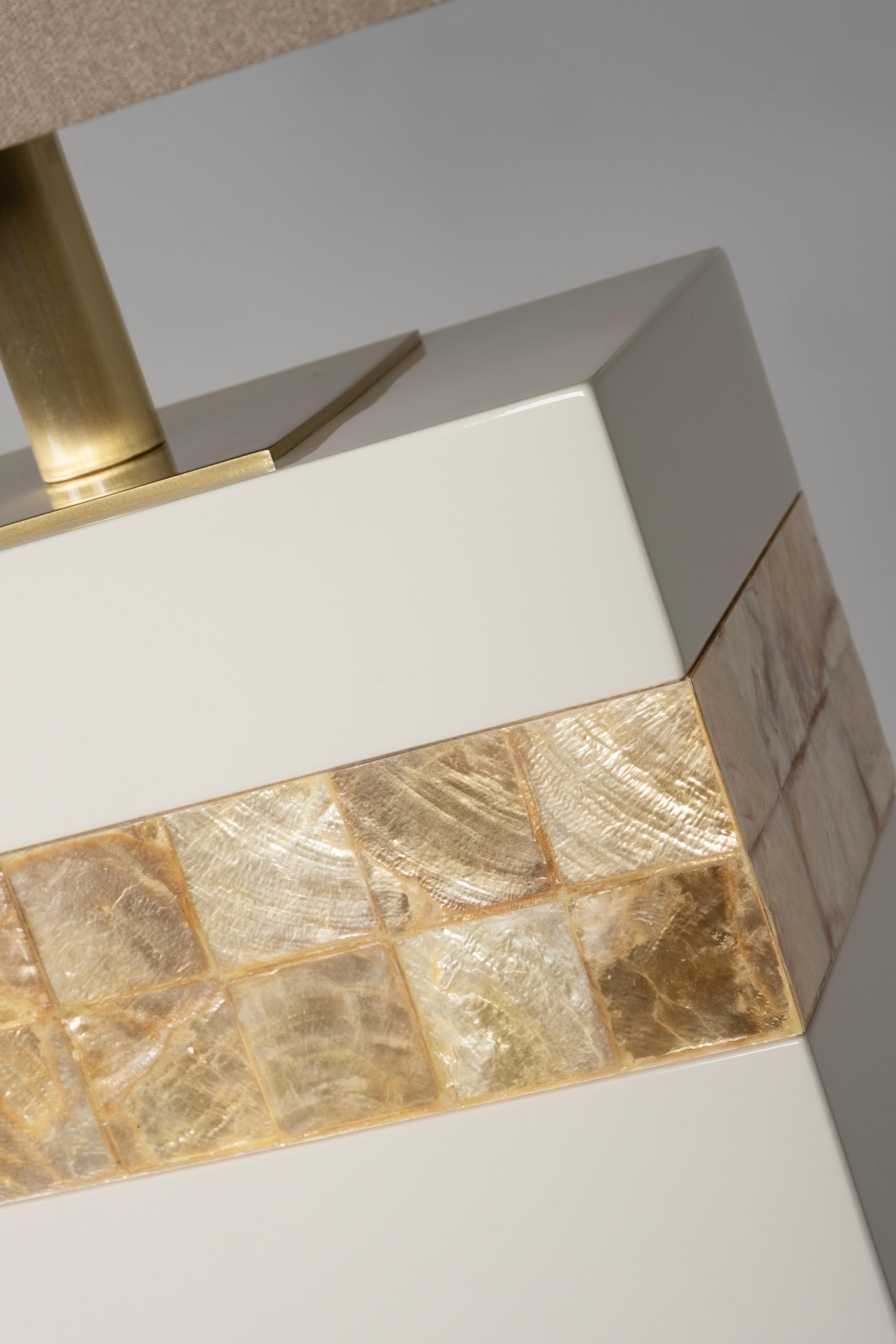 Set di 2 lampade da tavolo Oceanus, paralume in bronzo, fatte a mano in Portogallo da Greenapple in vendita 3