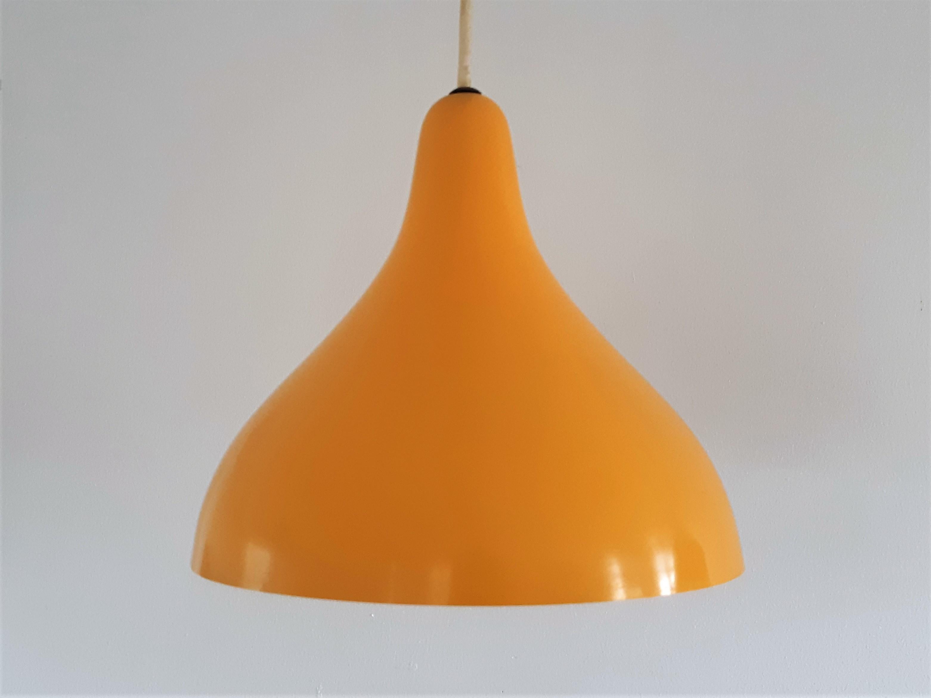 Mid-20th Century Set of 2 Ochre Metal Pendant Lamps by Lisa Johansson-Pape for Orno 'Attr.'