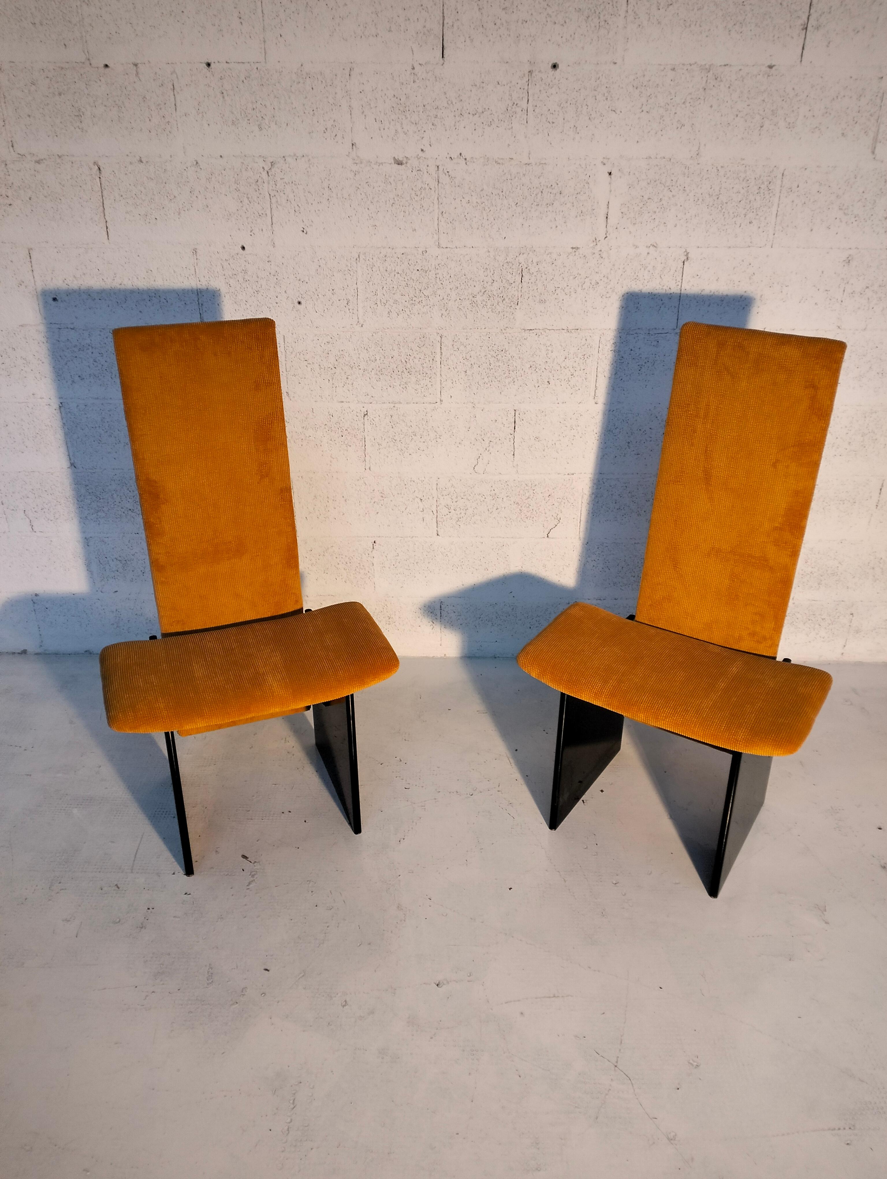 Mid-Century Modern Set of 2 ocra yellow chairs Rennie mod. by K. Takahama for S. Gavina 70's, Italy