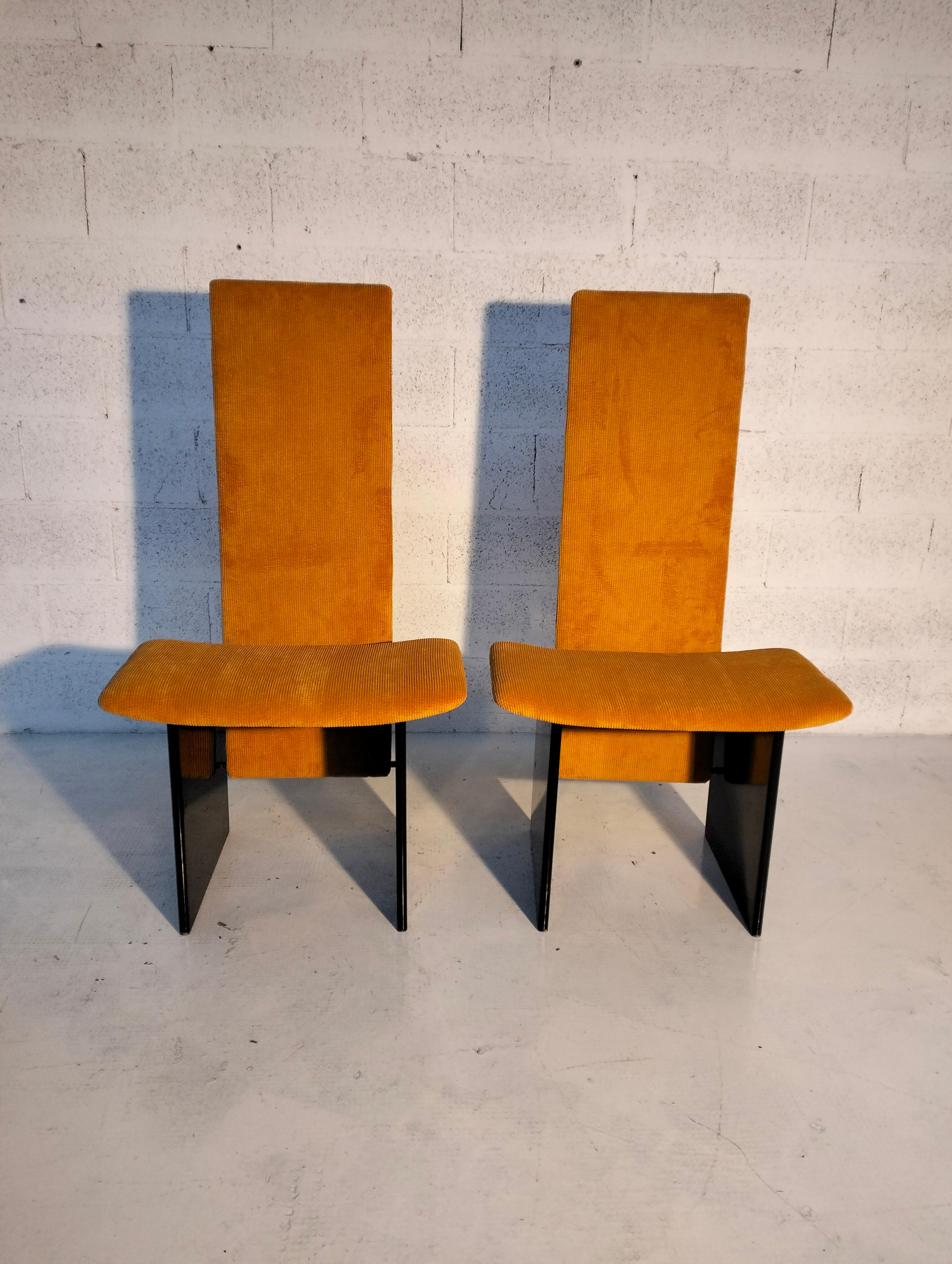 Velvet Set of 2 ocra yellow chairs Rennie mod. by K. Takahama for S. Gavina 70's, Italy