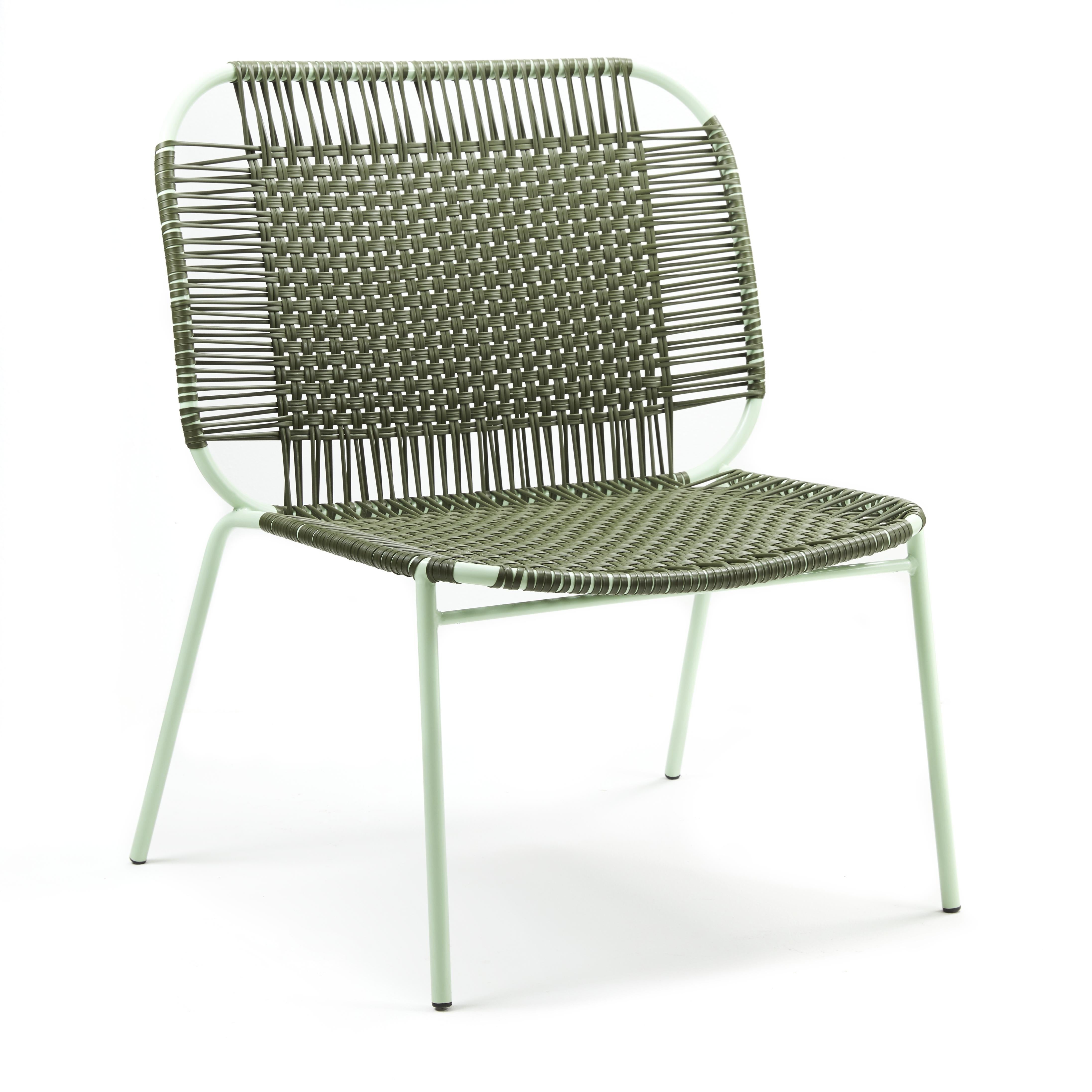 Set of 2 olive Cielo lounge low chair by Sebastian Herkner
Materials: Galvanized and powder-coated tubular steel. PVC strings are made from recycled plastic.
Technique: Made from recycled plastic and weaved by local craftspeople in Cartagena,