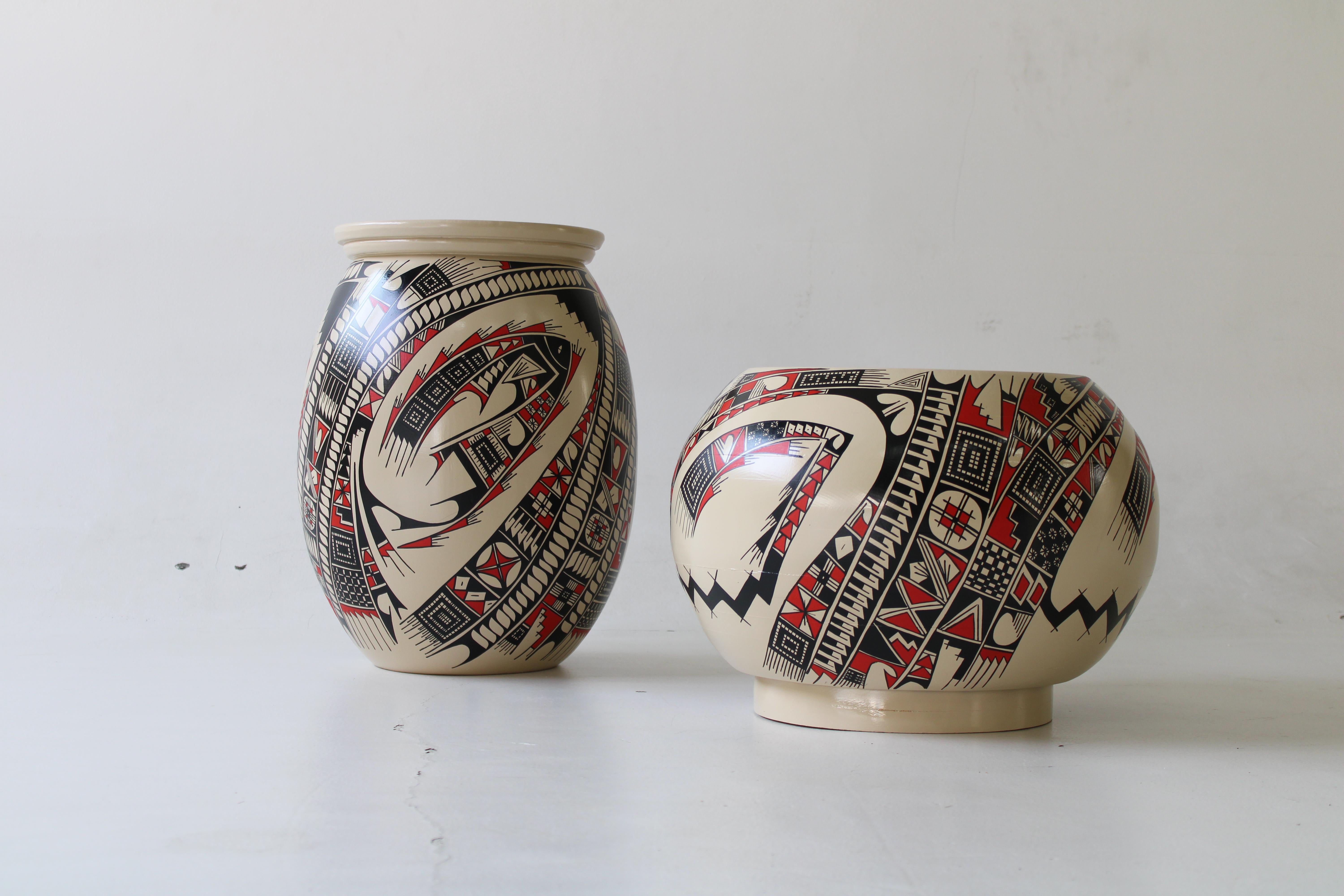 Set of 2 olla stools II and III by Brera Studio.
One of a kind.
Dimensions: Olla Stool II: D 50 x W 50 x H 40 cm. Olla Stool III: D 40 x W 40 x H 50 cm.
Materials: pinewood and paint.

Made from endemic pine wood in the region of Chihuahua, and
