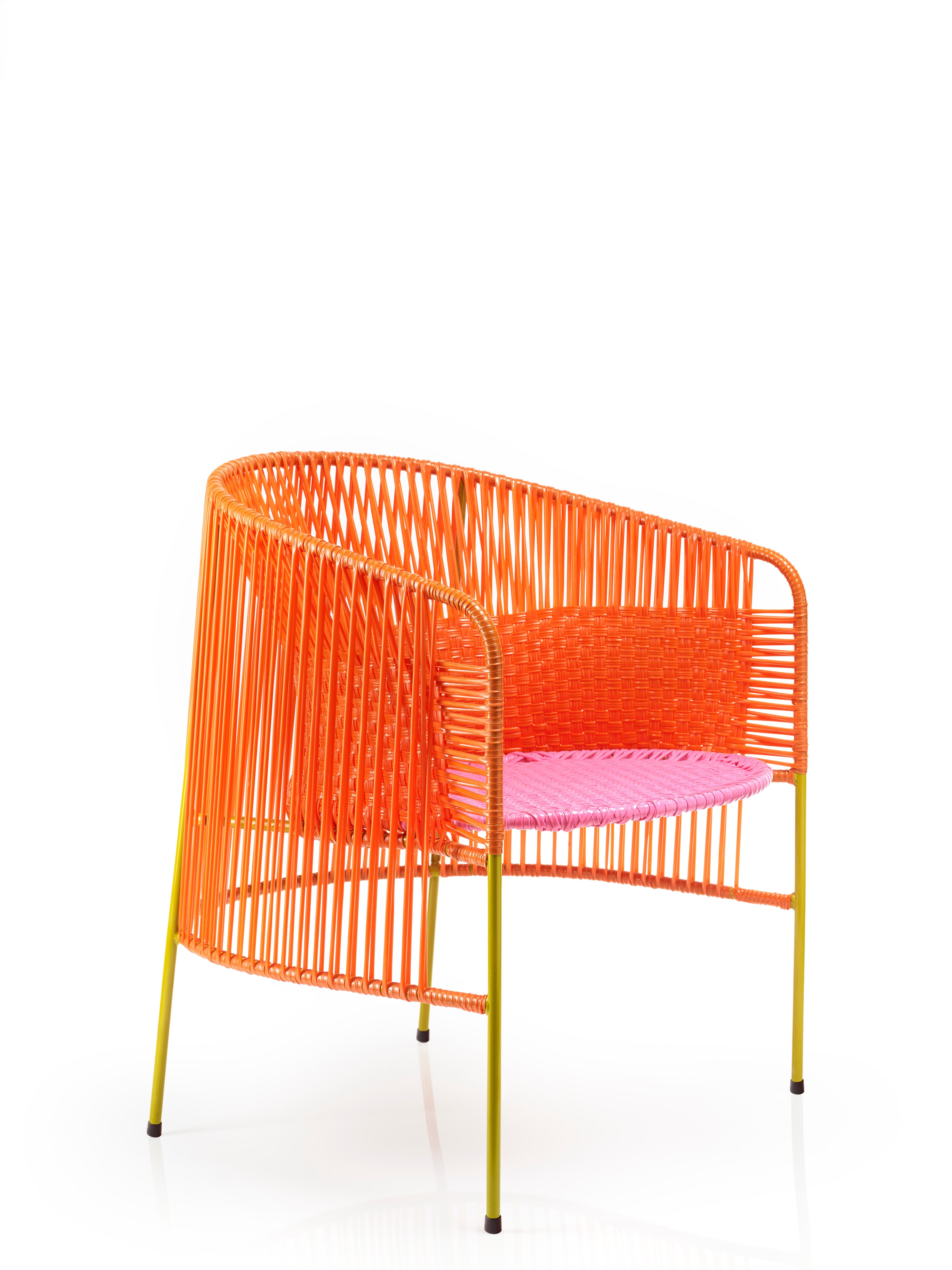 Set of 2 Orange Rose Caribe lounge chair by Sebastian Herkner
Materials: Galvanized and powder-coated tubular steel. PVC strings are made from recycled plastic.
Technique: Made from recycled plastic and weaved by local craftspeople in Colombia.