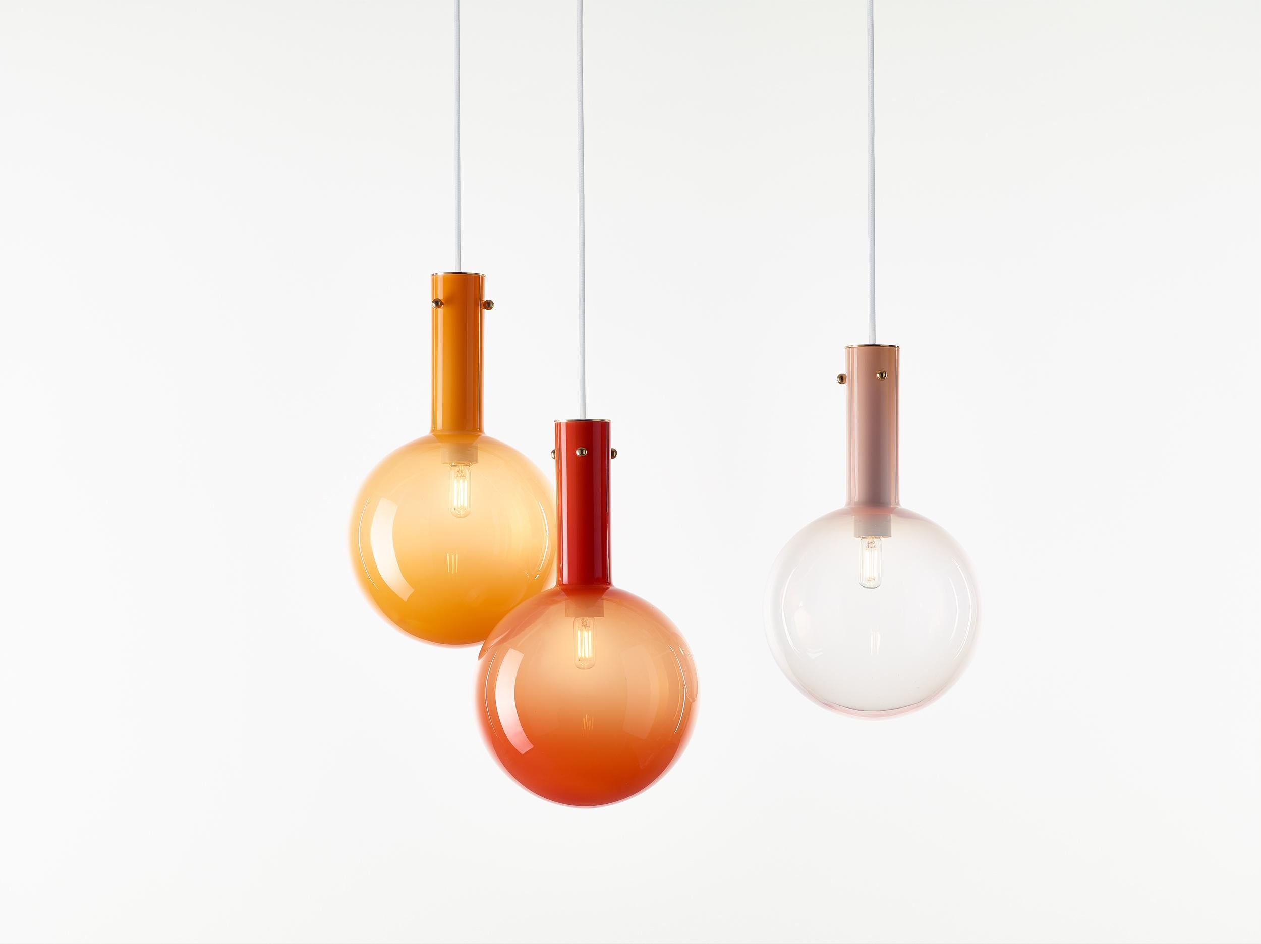 Set of 2 Orange Sphaerae Pendant Lights by Dechem Studio In New Condition For Sale In Geneve, CH