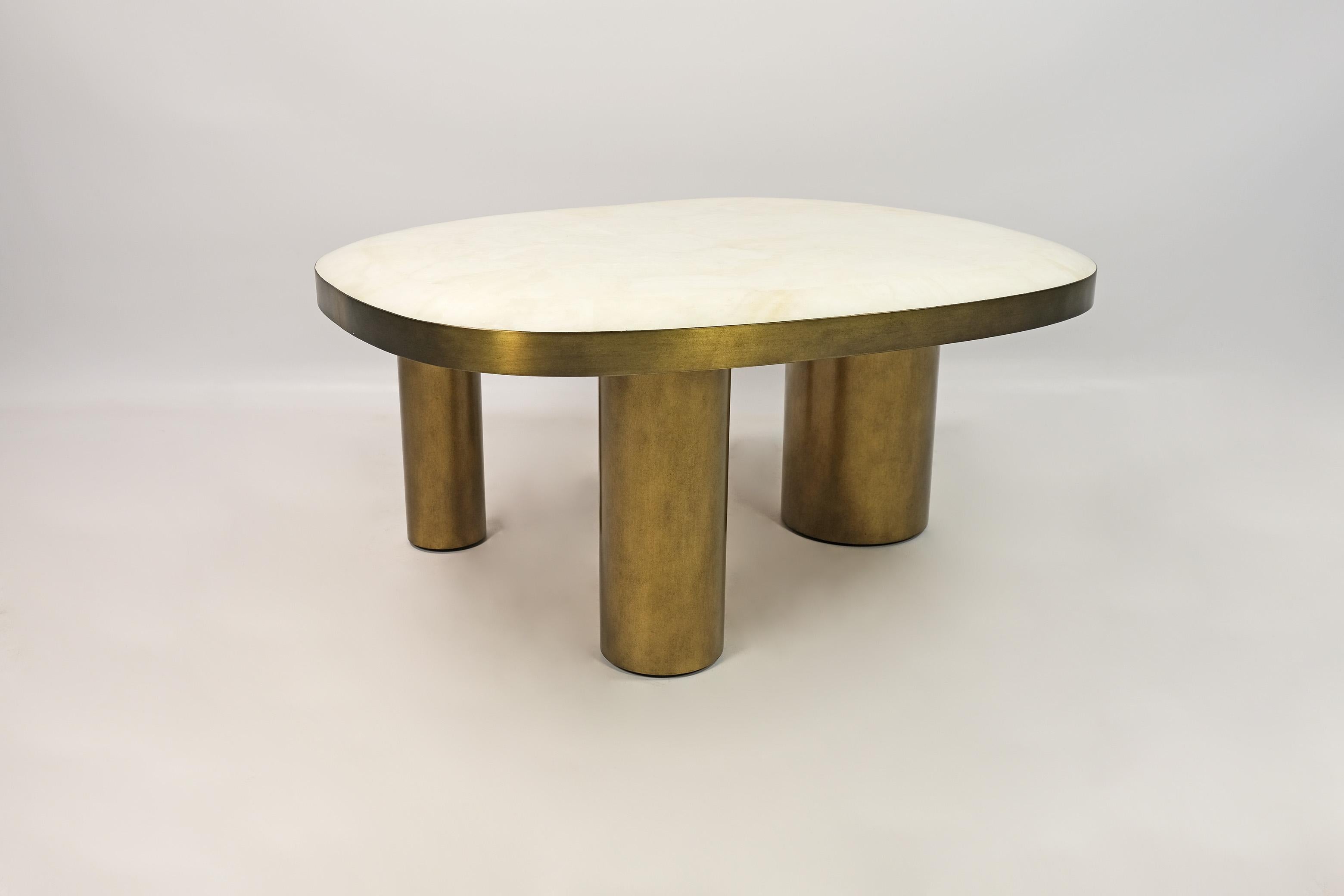 Hand-Crafted Set of 2 Organic Coffee Tables in Rock Crystal and Brass by Ginger Brown For Sale
