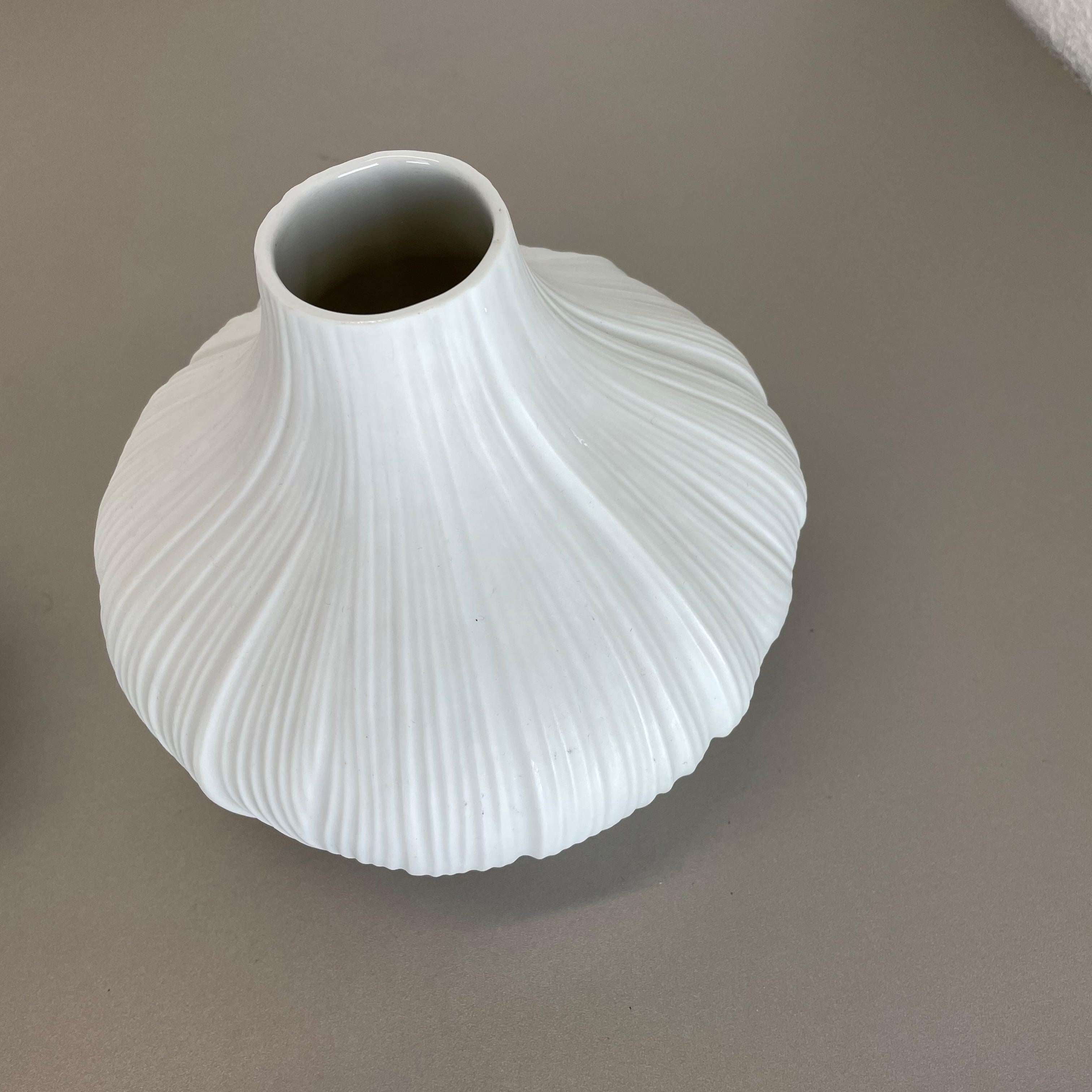 Set of 2 Original 70s Op Art Vase by Martin Freyer for Rosenthal, Germany 1970s 7