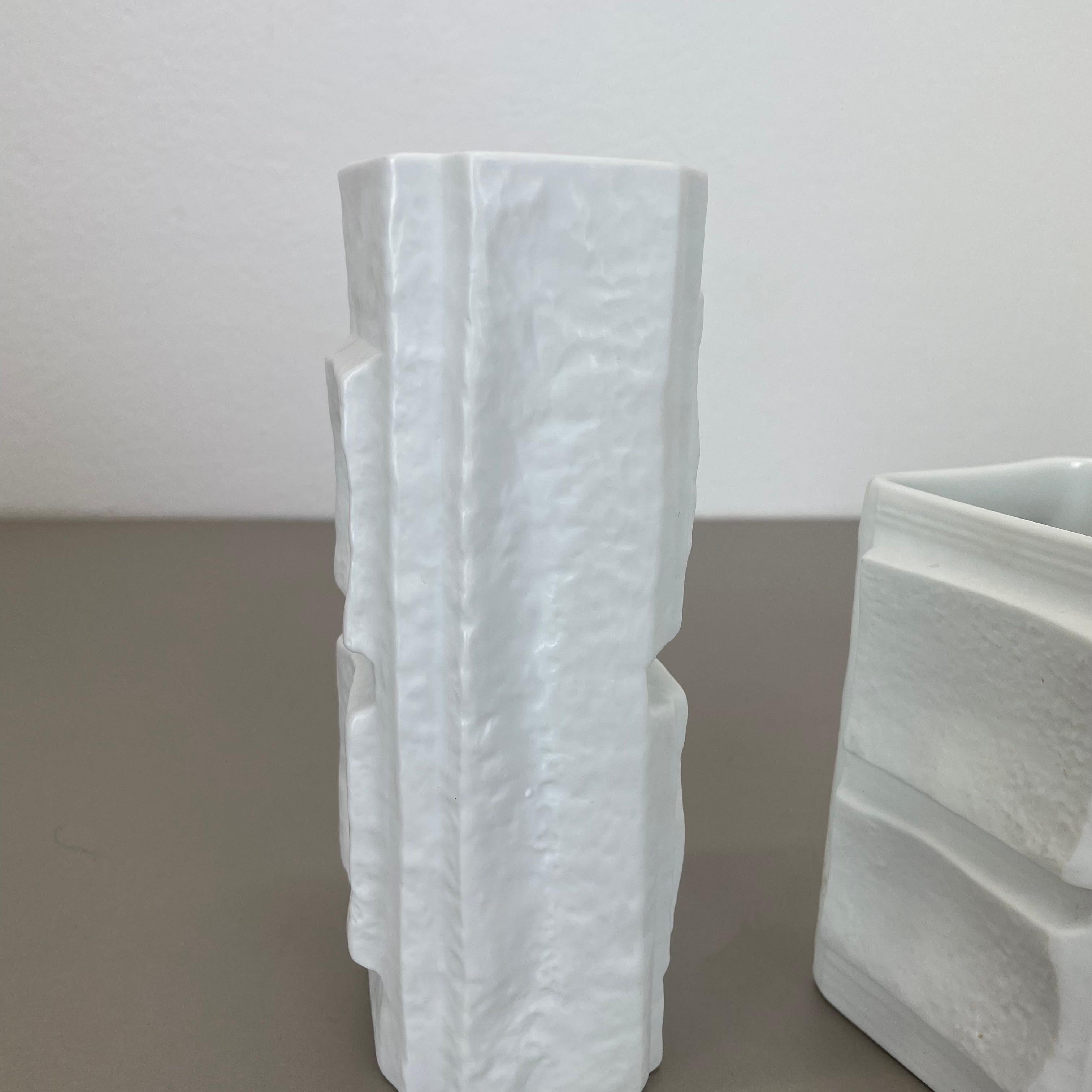 Set di 2 vasi Op Art originali degli anni '70 di Martin Freyer per Rosenthal, Germania, anni '70 in vendita 1