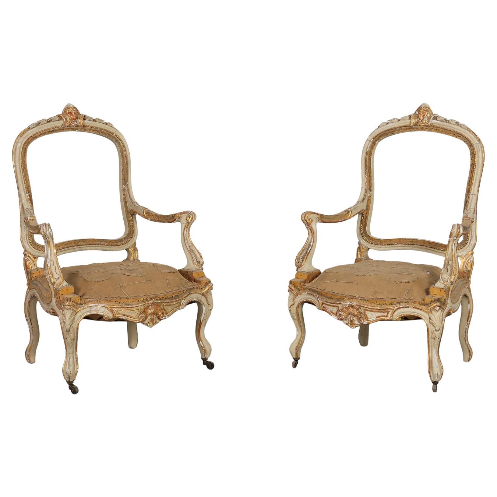 Satz von 2 Original-Louis-XV-Sesseln aus geschnitztem Holz, Frankreich, Anfang des 19.