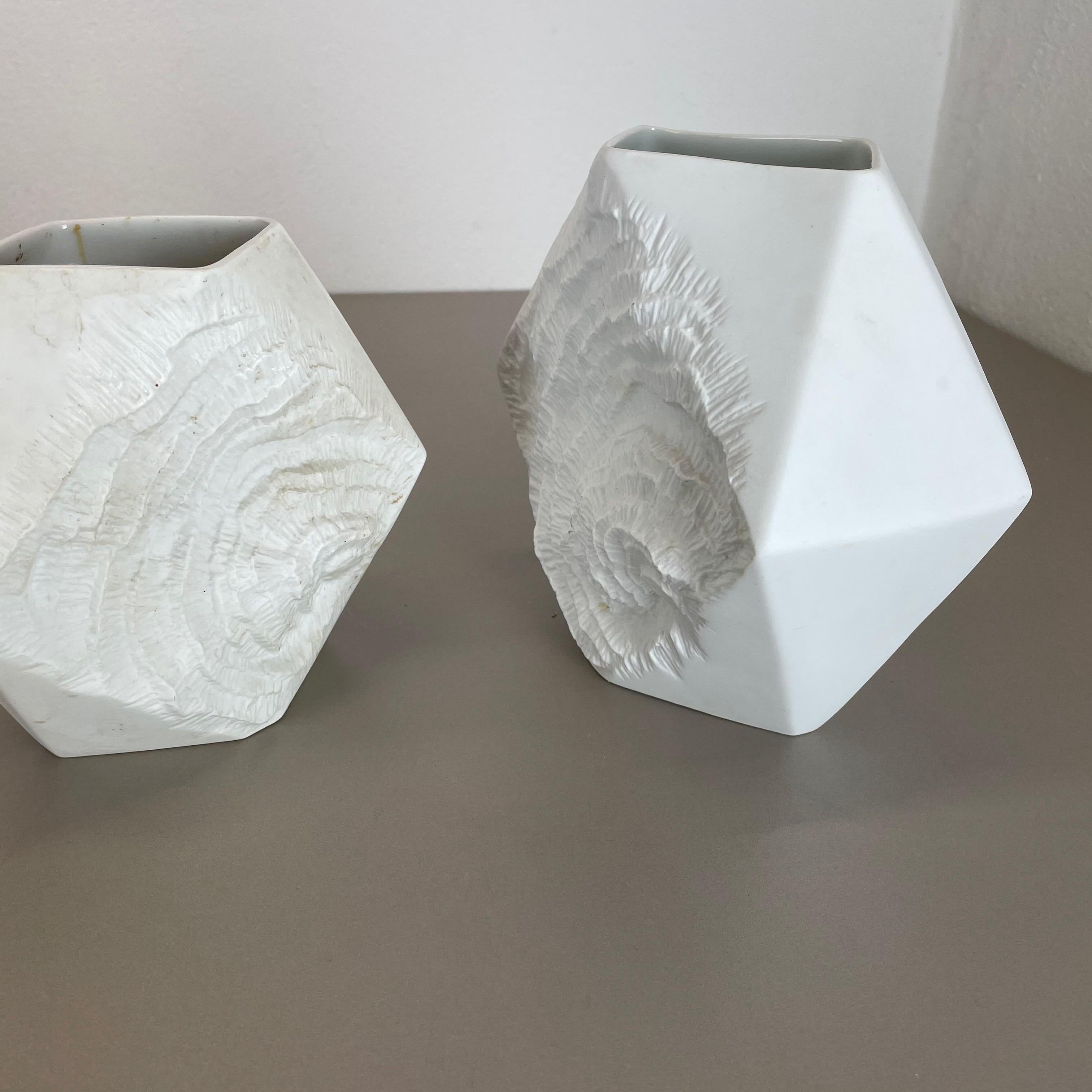 Ensemble de 2 vases d'origine OP Art Biscuit en porcelaine par AK Kaiser, Allemagne, 1970 en vente 3