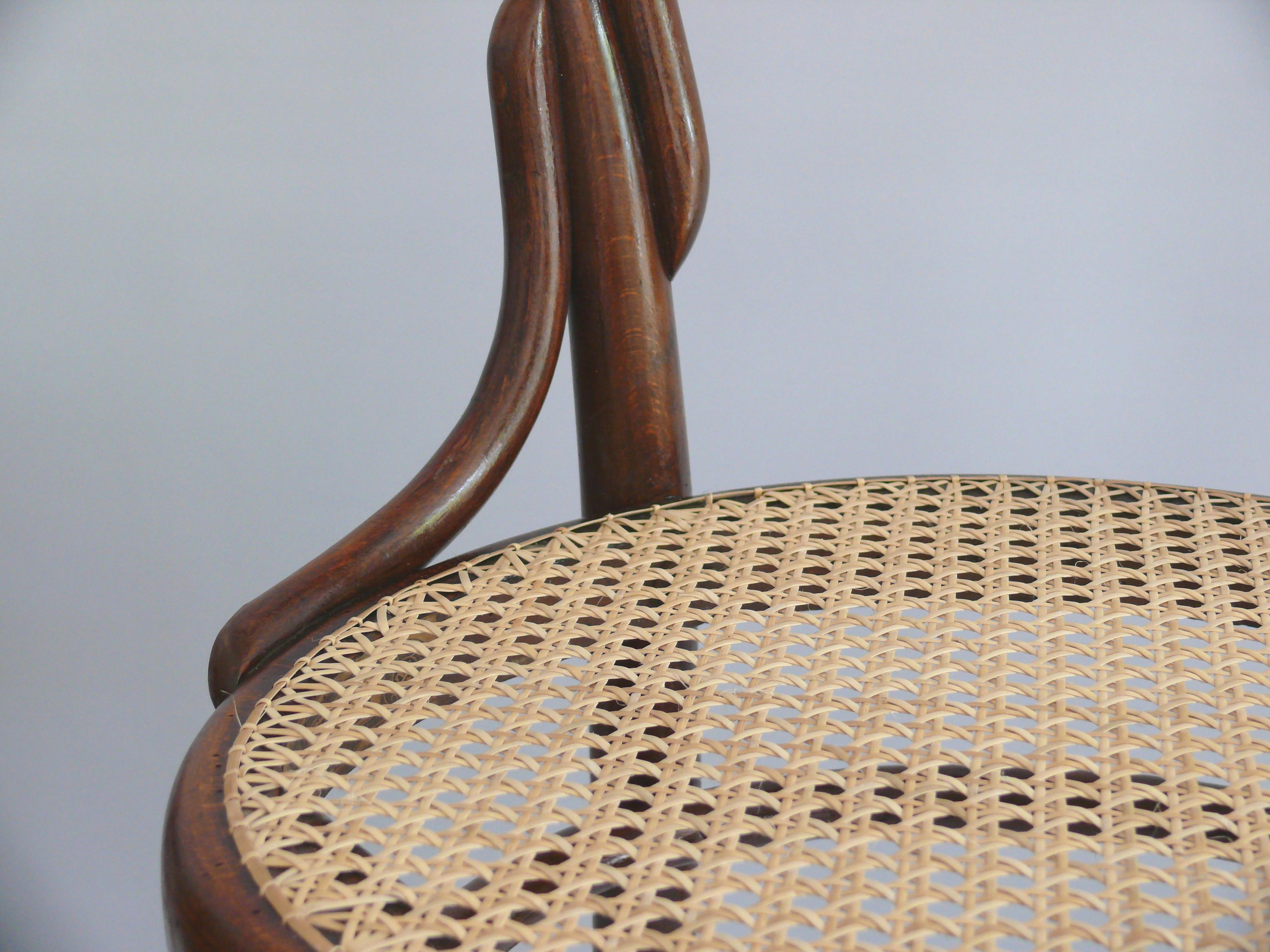 Woodwork Set of 2 Original Thonet Bentwood Chairs No. 14, Late 19th