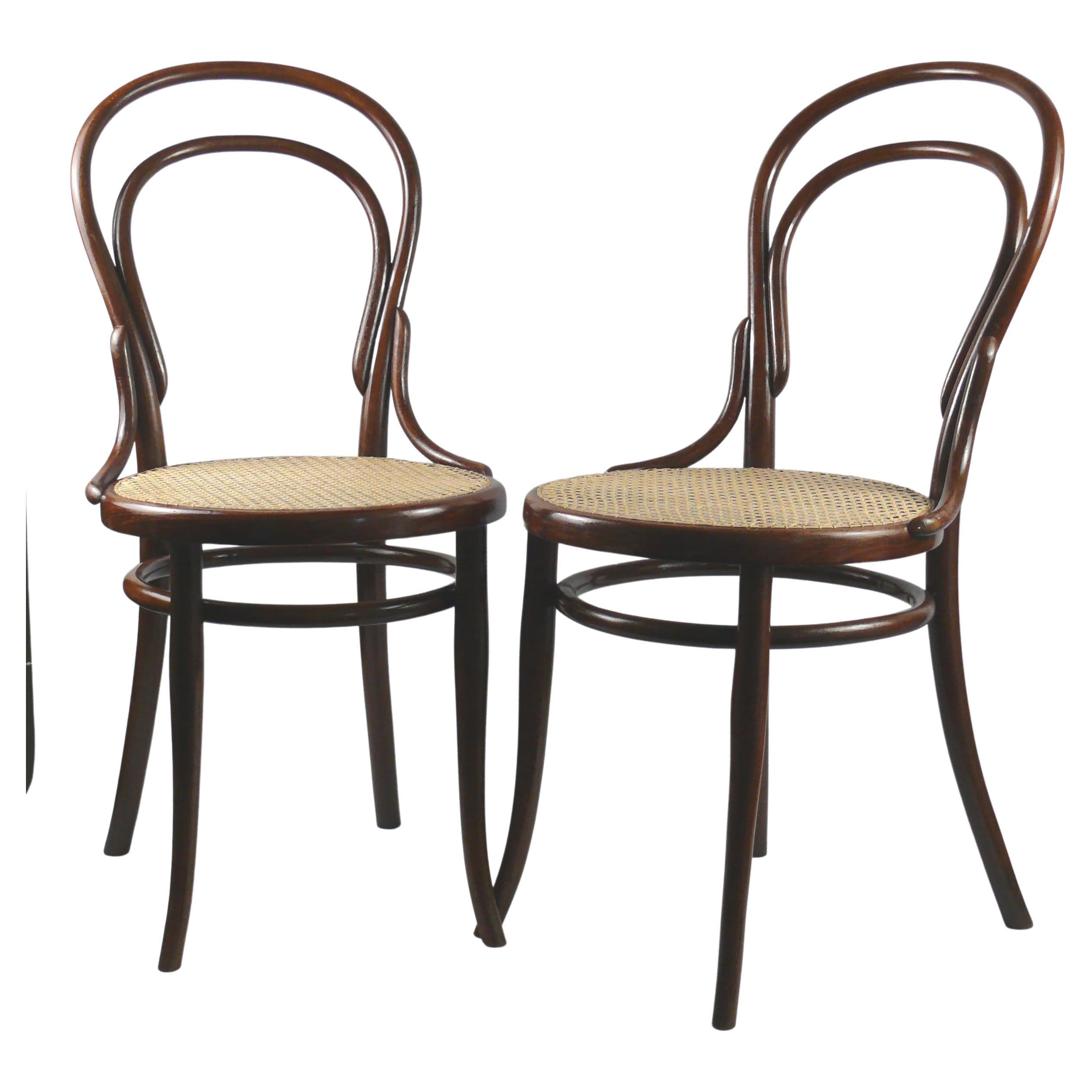 Set of 2 Original Thonet Bentwood Chairs No. 14, Late 19th