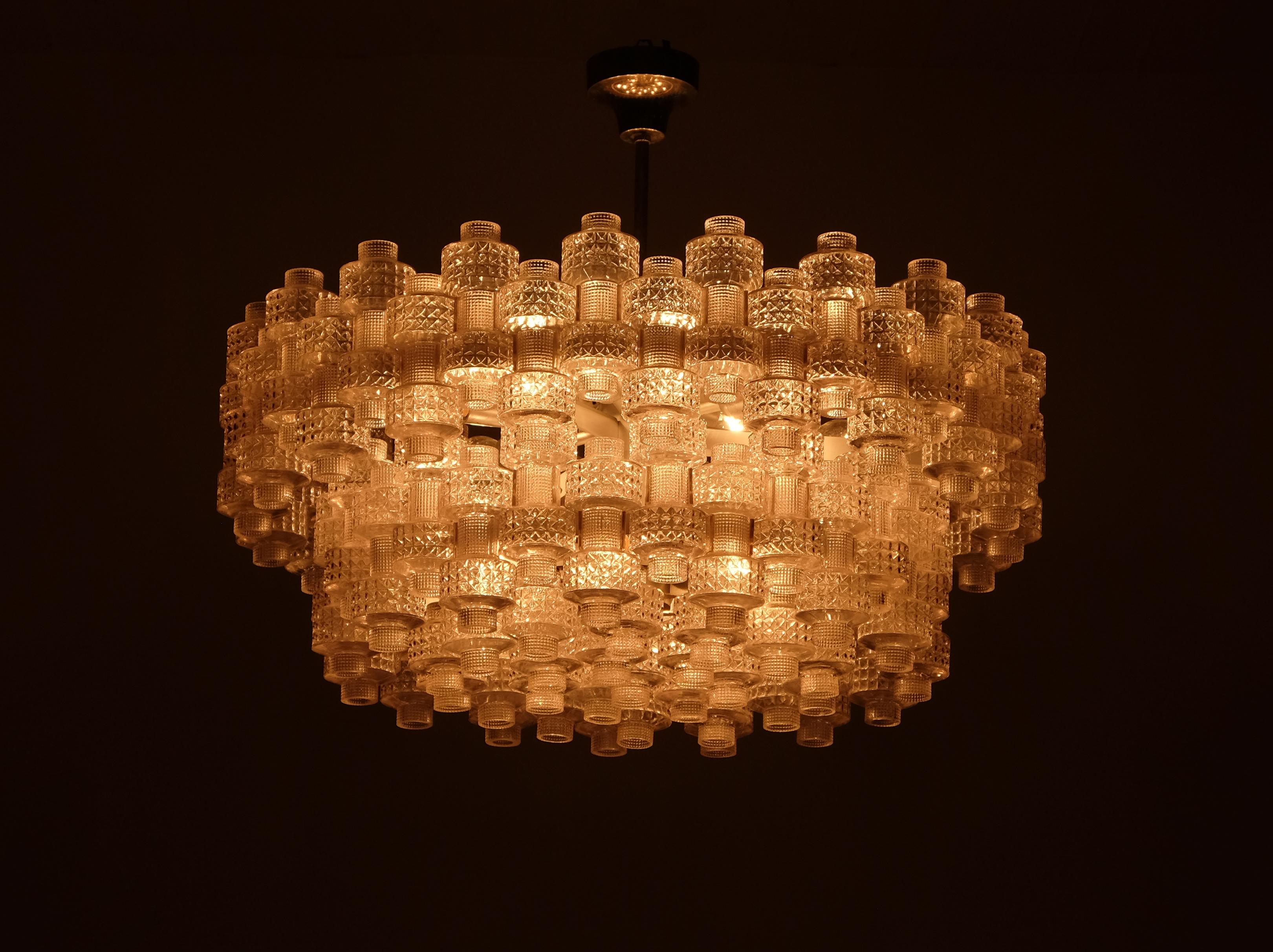 Set di 2 lampadari in vetro Orrefors Model Festival di Gert Nyström, anni '50 In condizioni buone in vendita a Stockholm, SE