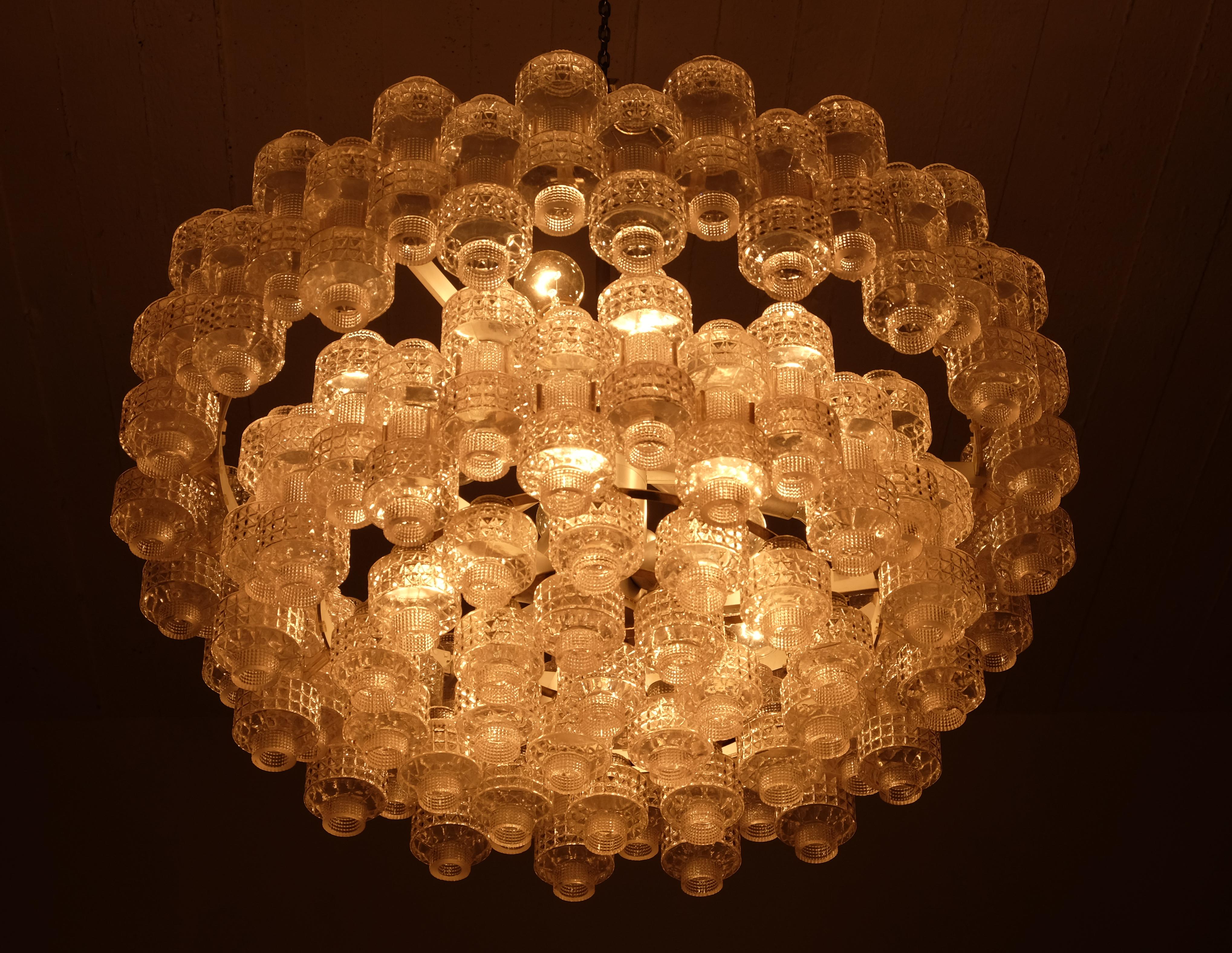 Mid-20th Century Set of 2 Orrefors Glass Chandeliers Model Festival by Gert Nyström, 1950s For Sale