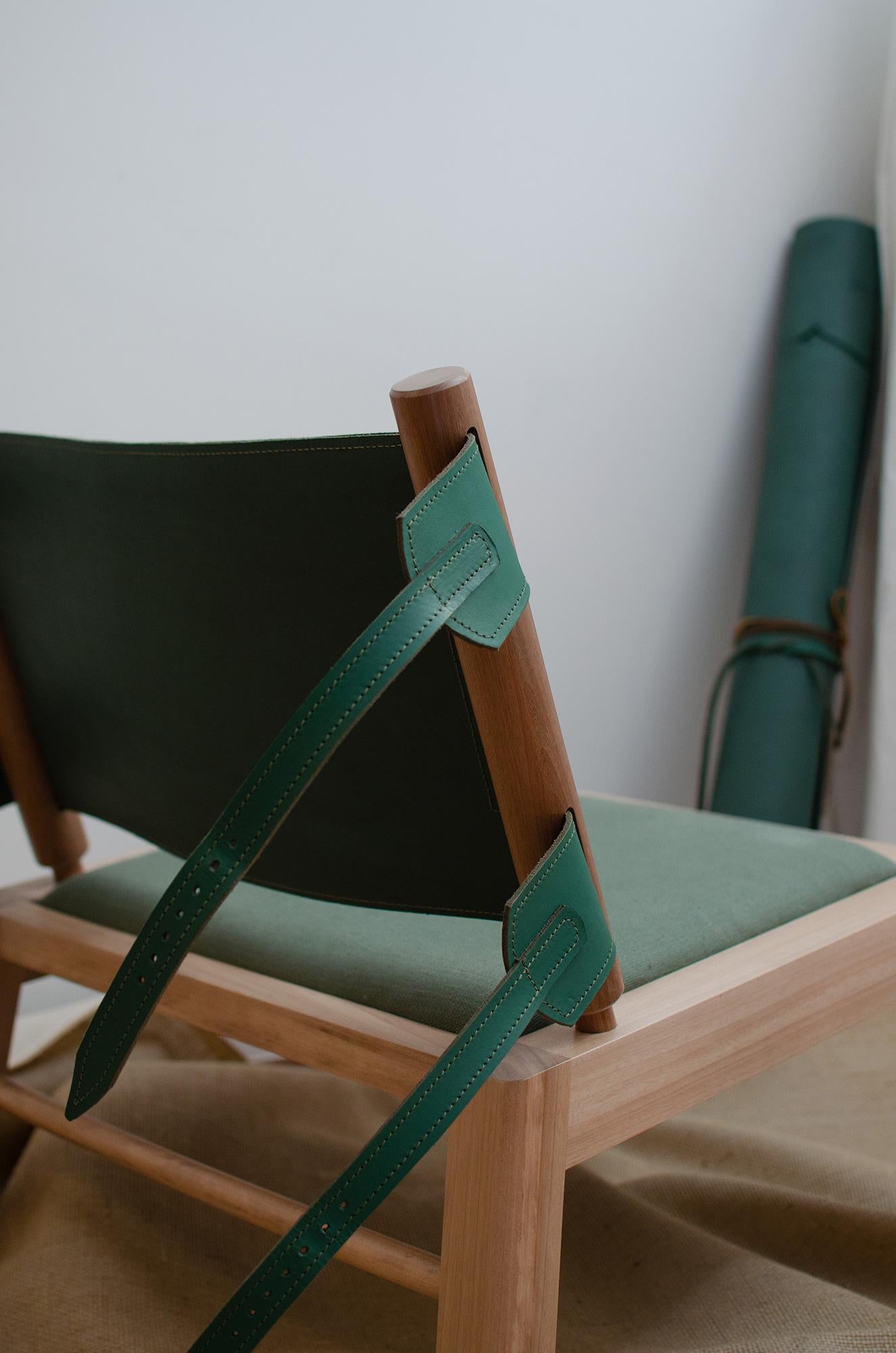 Lot de 2 chaises longues Oulipo, fauteuils en cuir Handcraft Contemporary  en vente 11