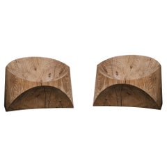 Ensemble de 2 fauteuils d'extérieur sculptés dans un seul bloc de bois de cèdre aromatique